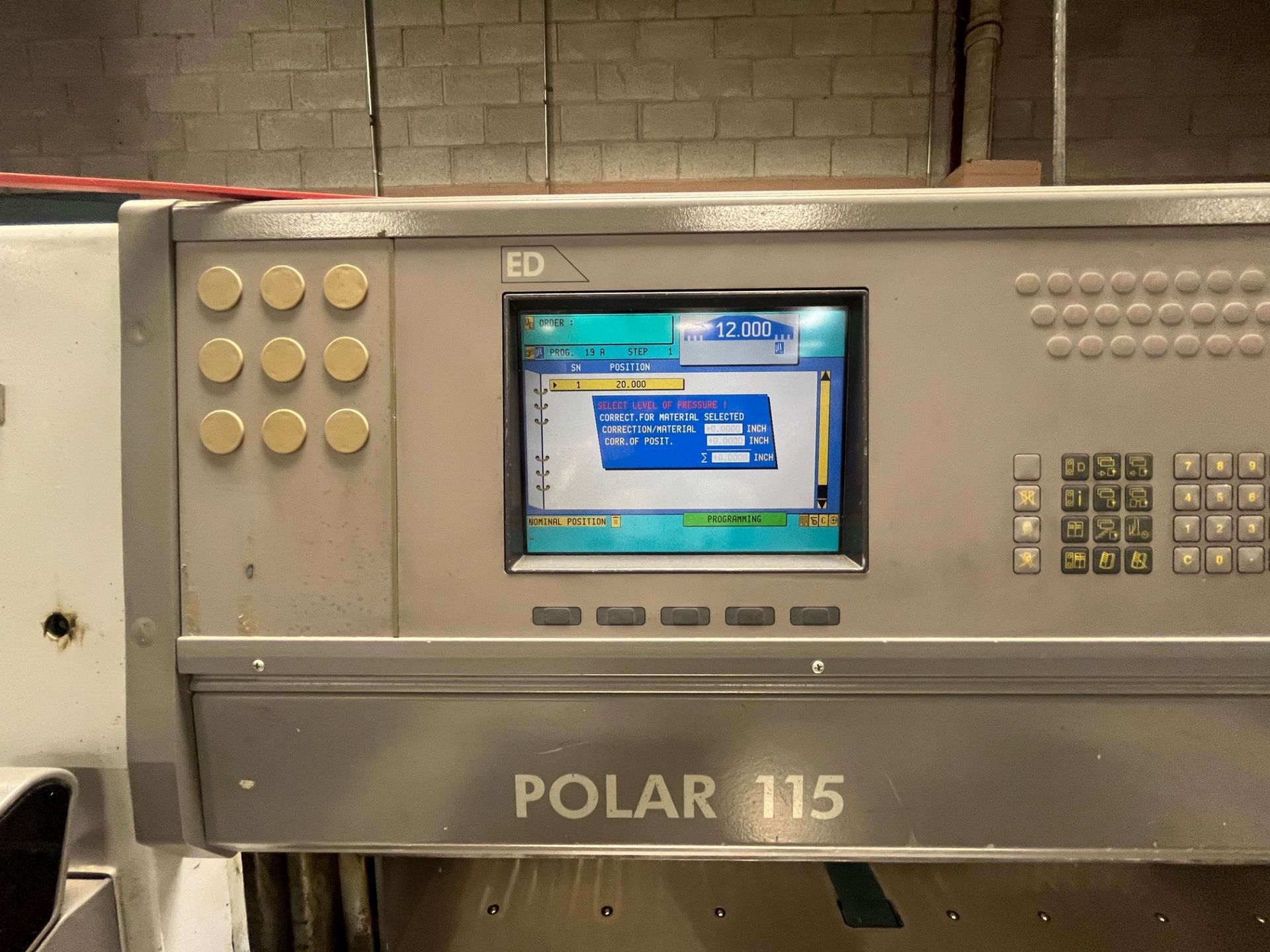 2000 POLAR MOHR 115 ED 45” PROGRAMMABLE PAPER CUTTER / GUILLOTINE CUTTER, S/N 7031262 - Image 4 of 5