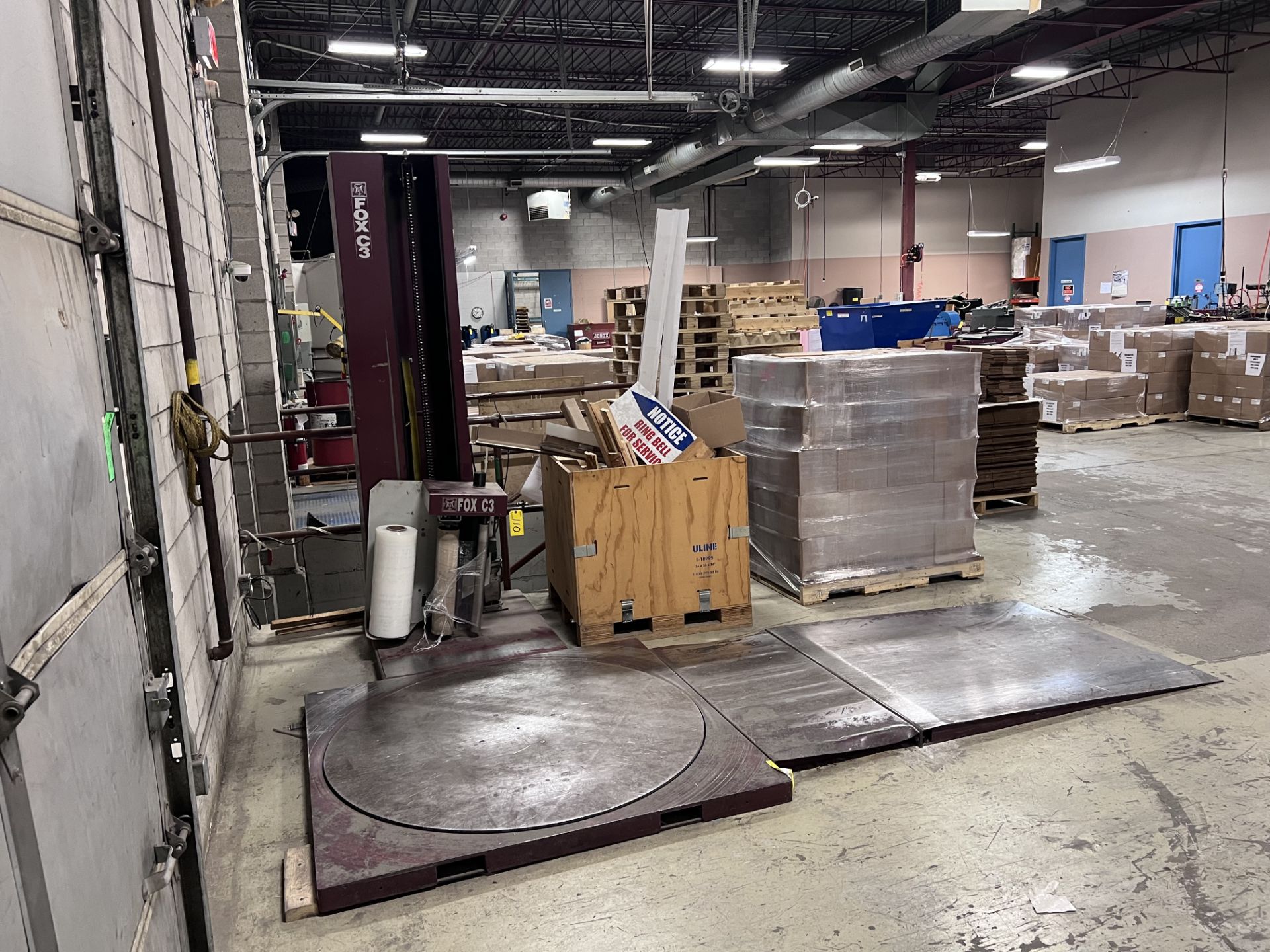 FOX C3 AUTOMATIC PALLET WRAPPER, DIGITAL CONTROLS (RIGGING FEE $350 USD) - Image 3 of 3
