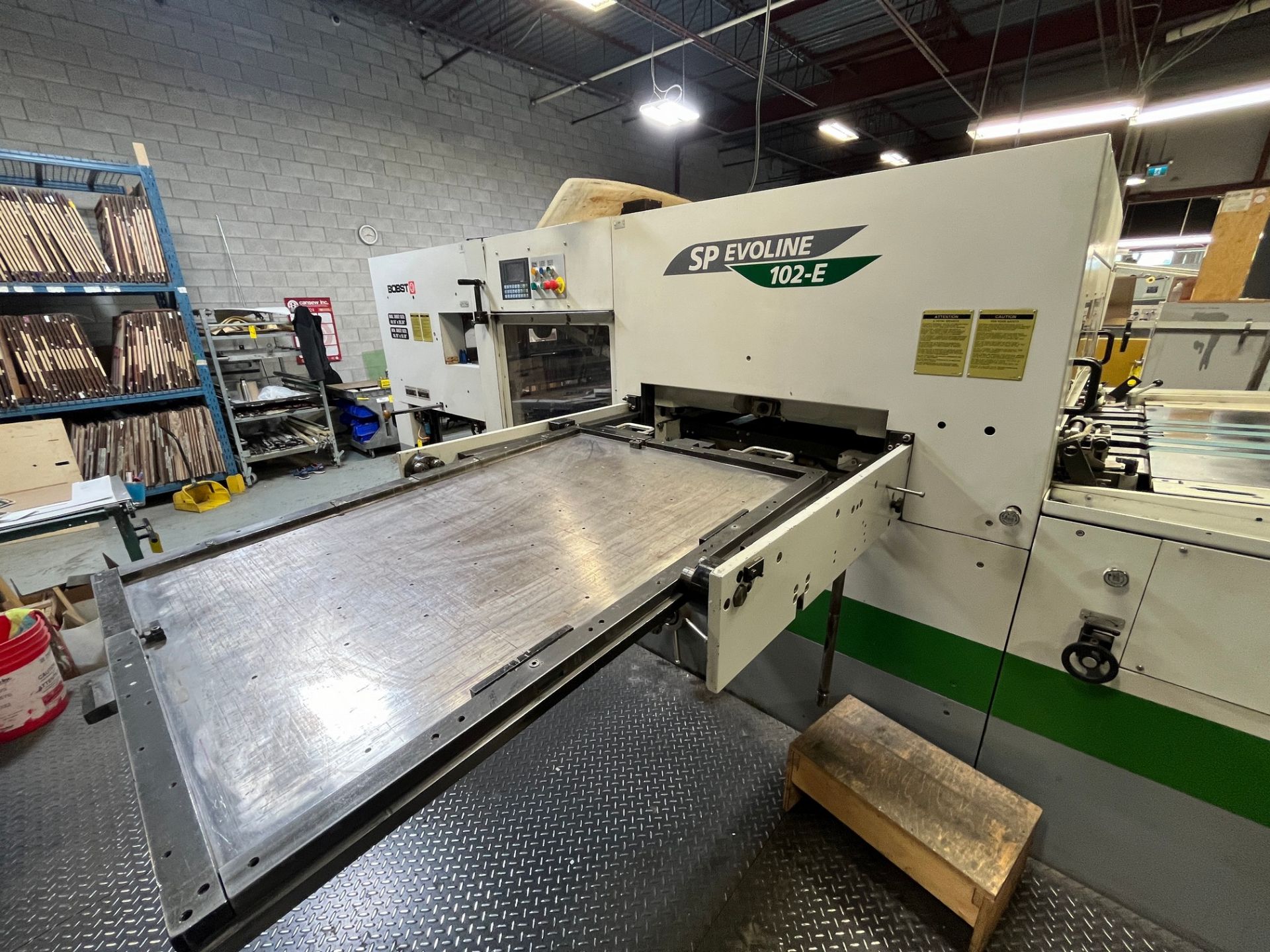 2004 BOBST AUTOPLATEN SP EVOLINE 102-E FLATBED DIE CUTTER WITH 40.15” X 28.34” CAP. MAX SHEET - Image 9 of 15