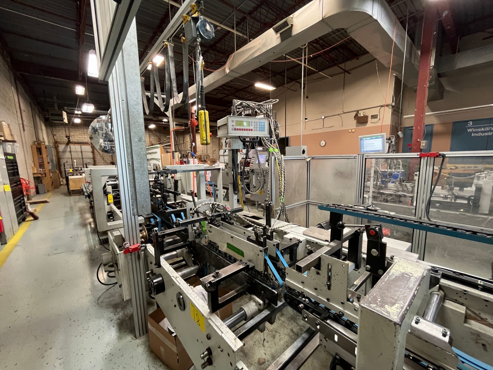 2000 BOBST MEDIA 100 II A2 STRAIGHT LINE FOLDING/GLUING LINE WITH 4 & 6-CORNER DEVICE W/ HHS 16 - Image 2 of 10