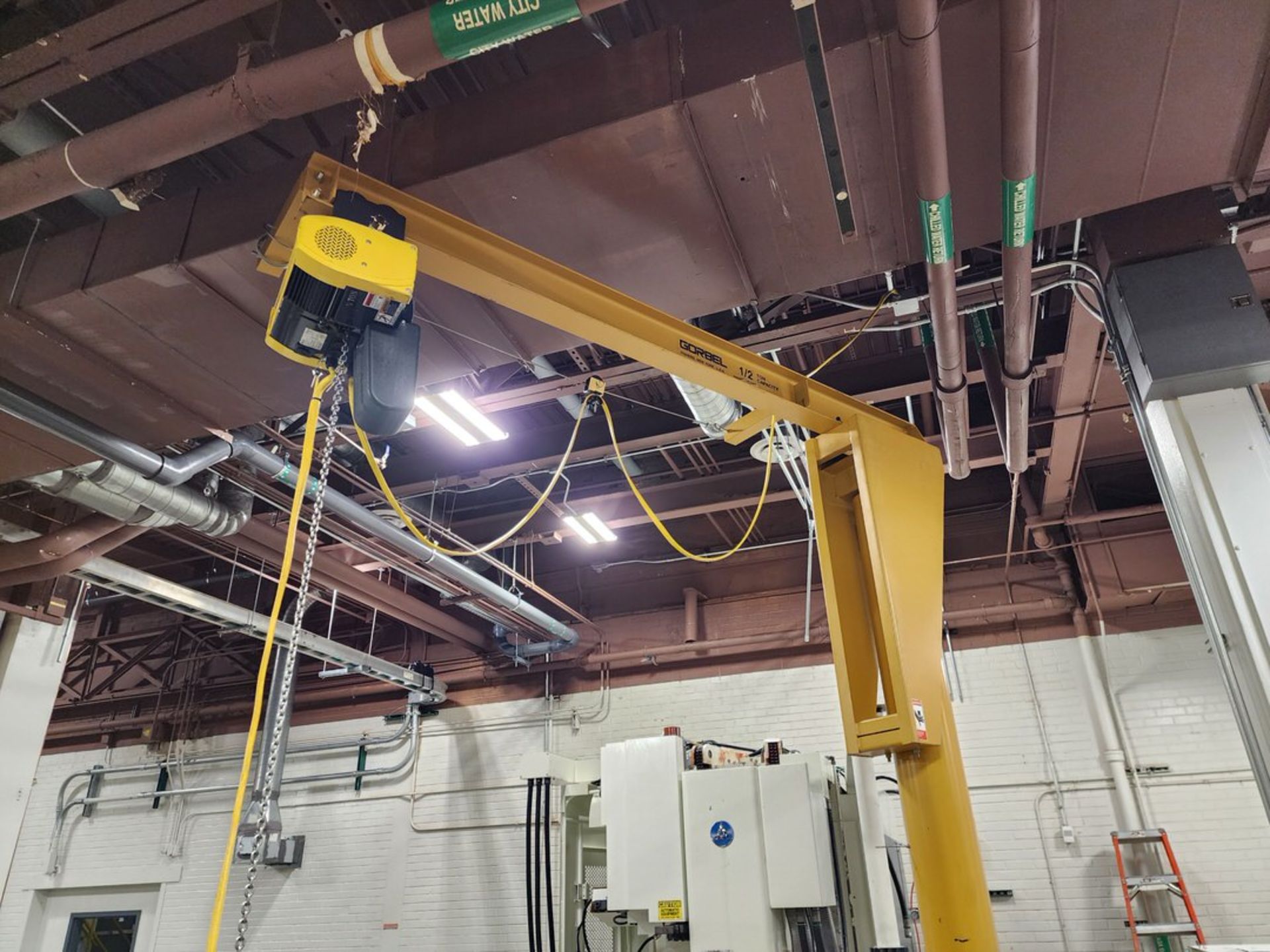 Gorbel 1/2 Ton Jib Crane Appr: 8'Arm, 11'H W/ 1/2 Ton R&M Hoist (Location: Machine Room) - Image 3 of 8