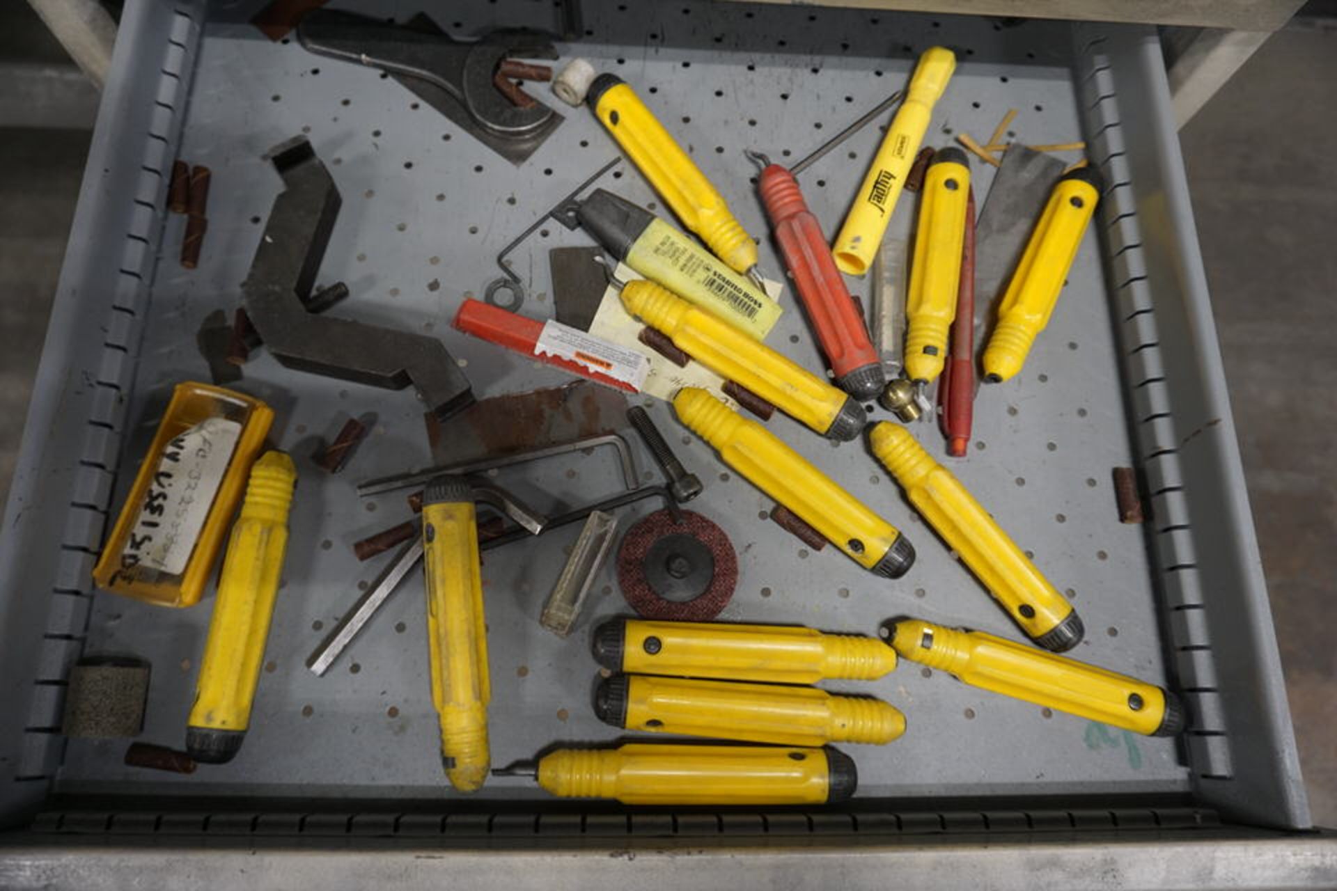 (2) Work Benches w/ Cont as Shown - Image 5 of 11