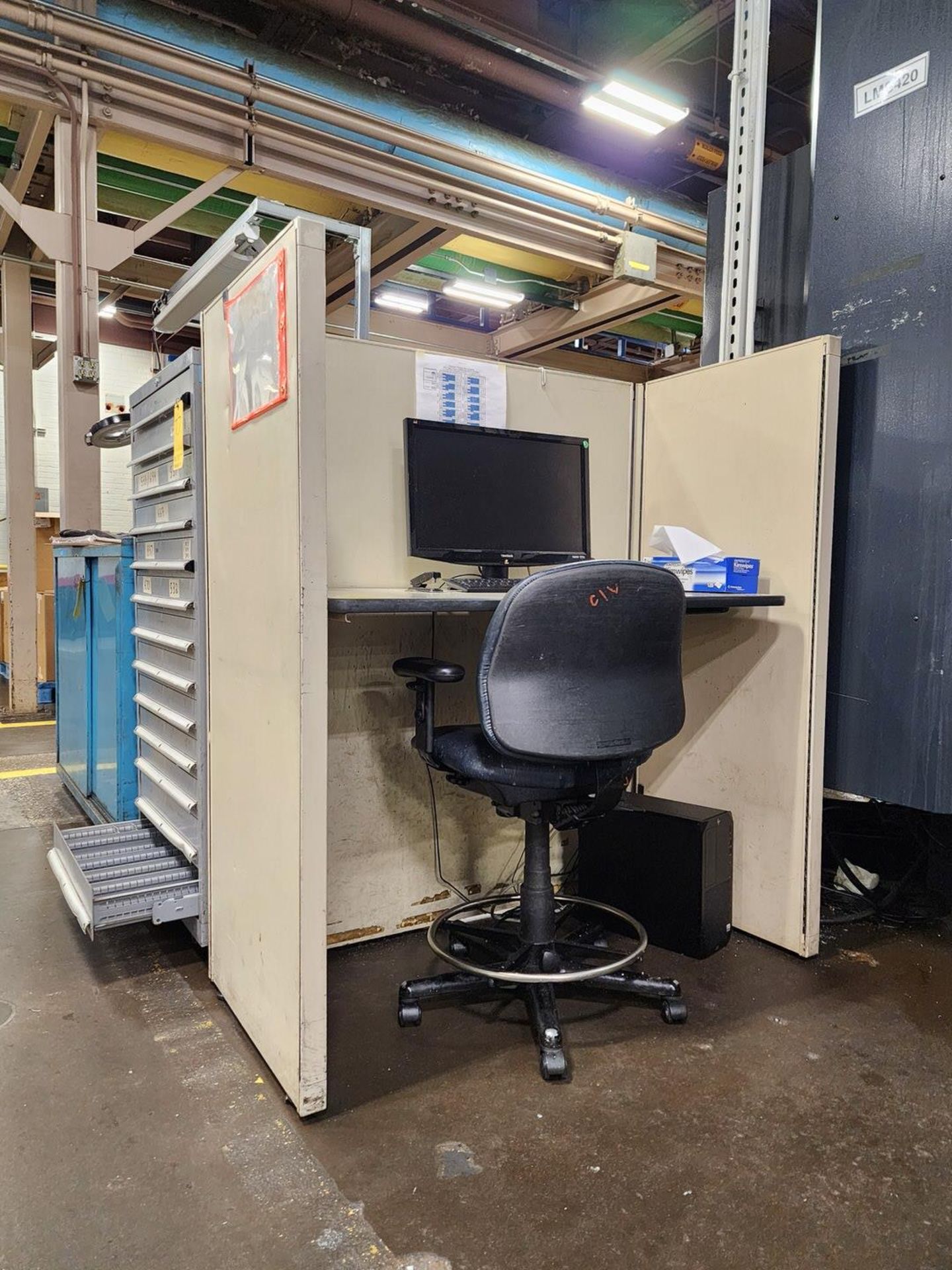 Rolling Work Station W/ Modular Cabinet, W Work Station (Location: Machine Room) - Image 4 of 5
