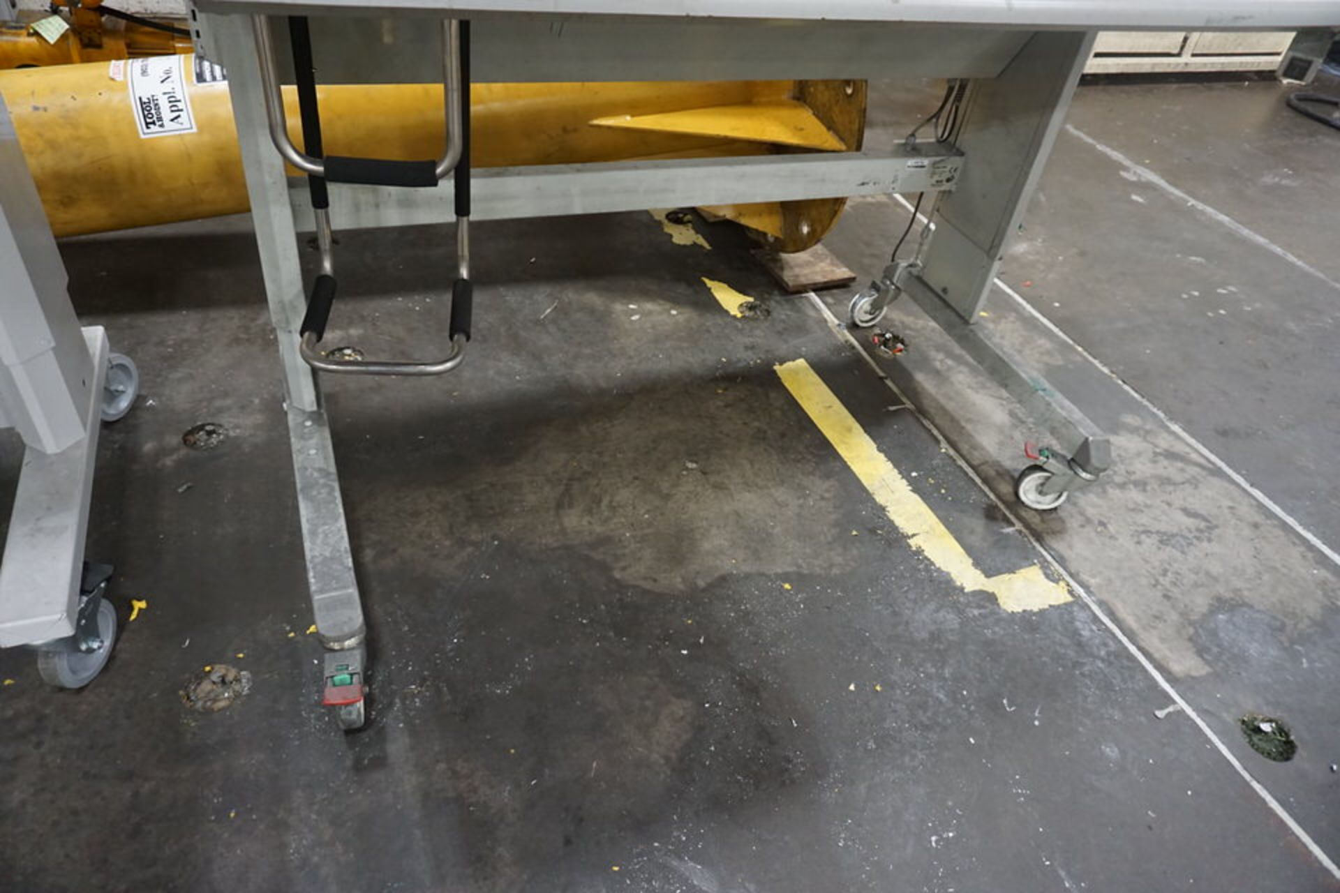 (2) Elec Lighted Adj Ht Work Benches, 30" x 60" on Casters - Image 4 of 5
