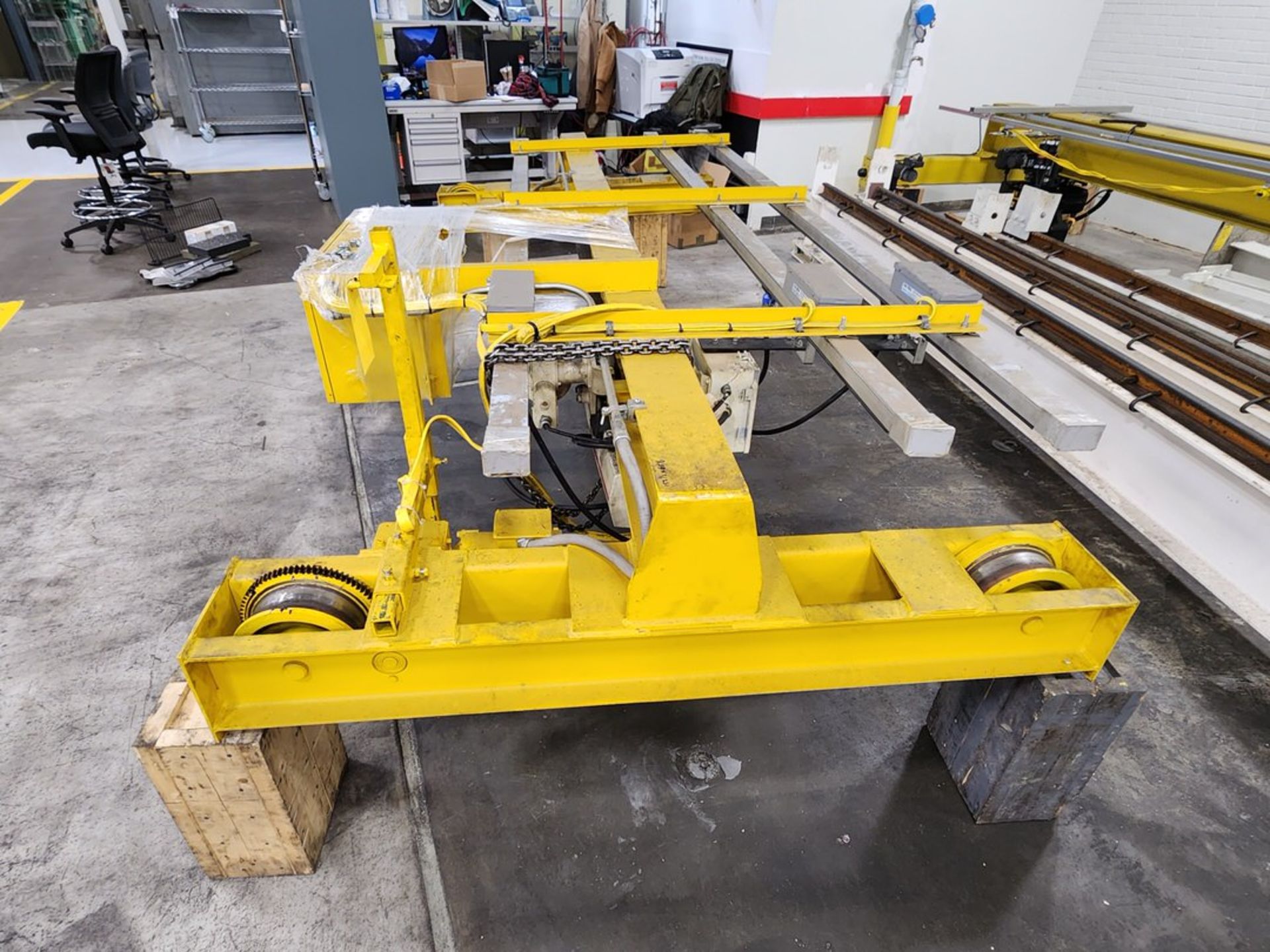 Proserv Anchor Crane 2-Ton Self Supporting Bridge Crane, To Include: Bridge, Crane Rails & Runway - Image 3 of 18