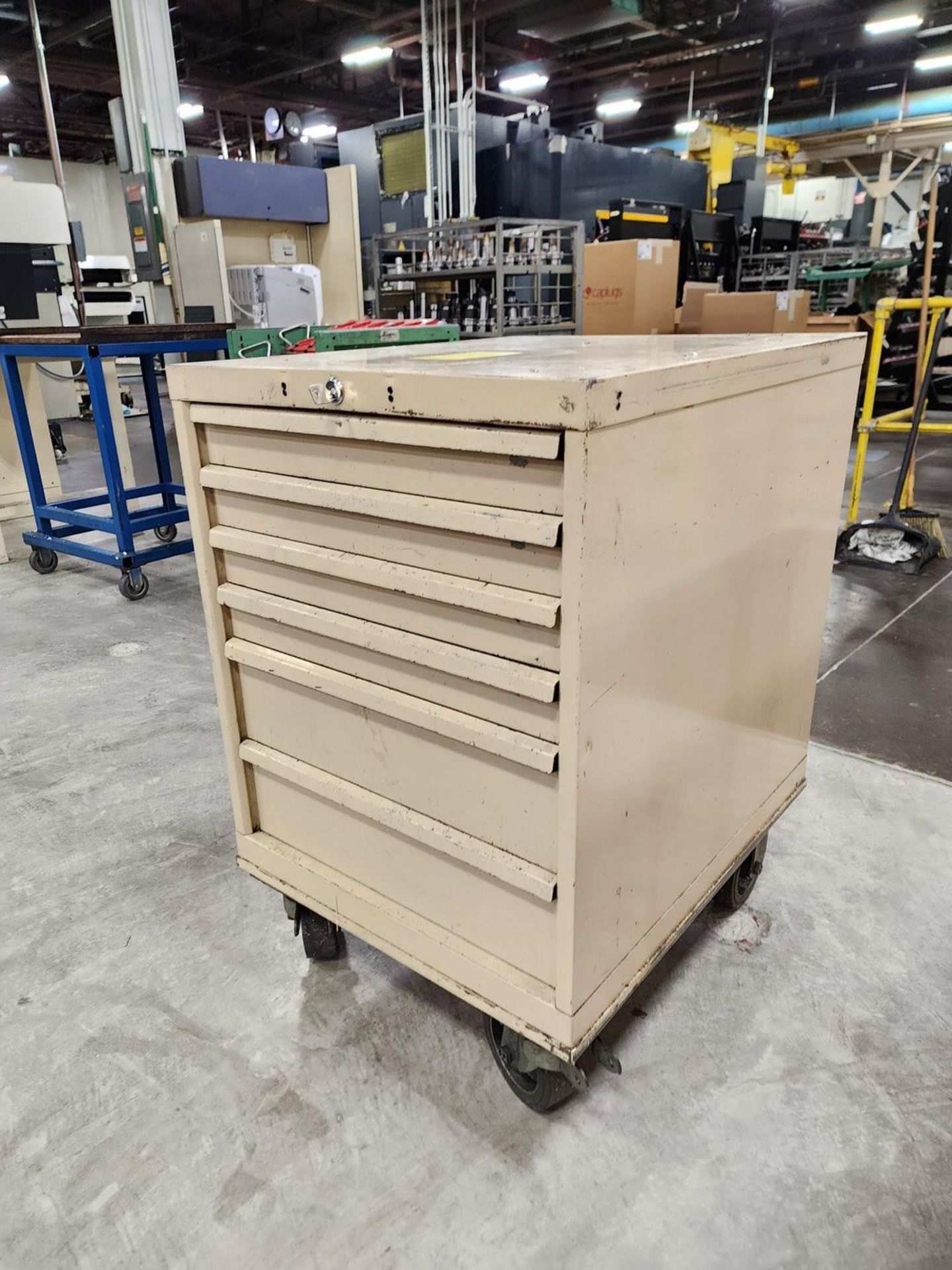 7-Drawer Rolling Modular Cabinet (Location: Machine Room) - Image 2 of 3