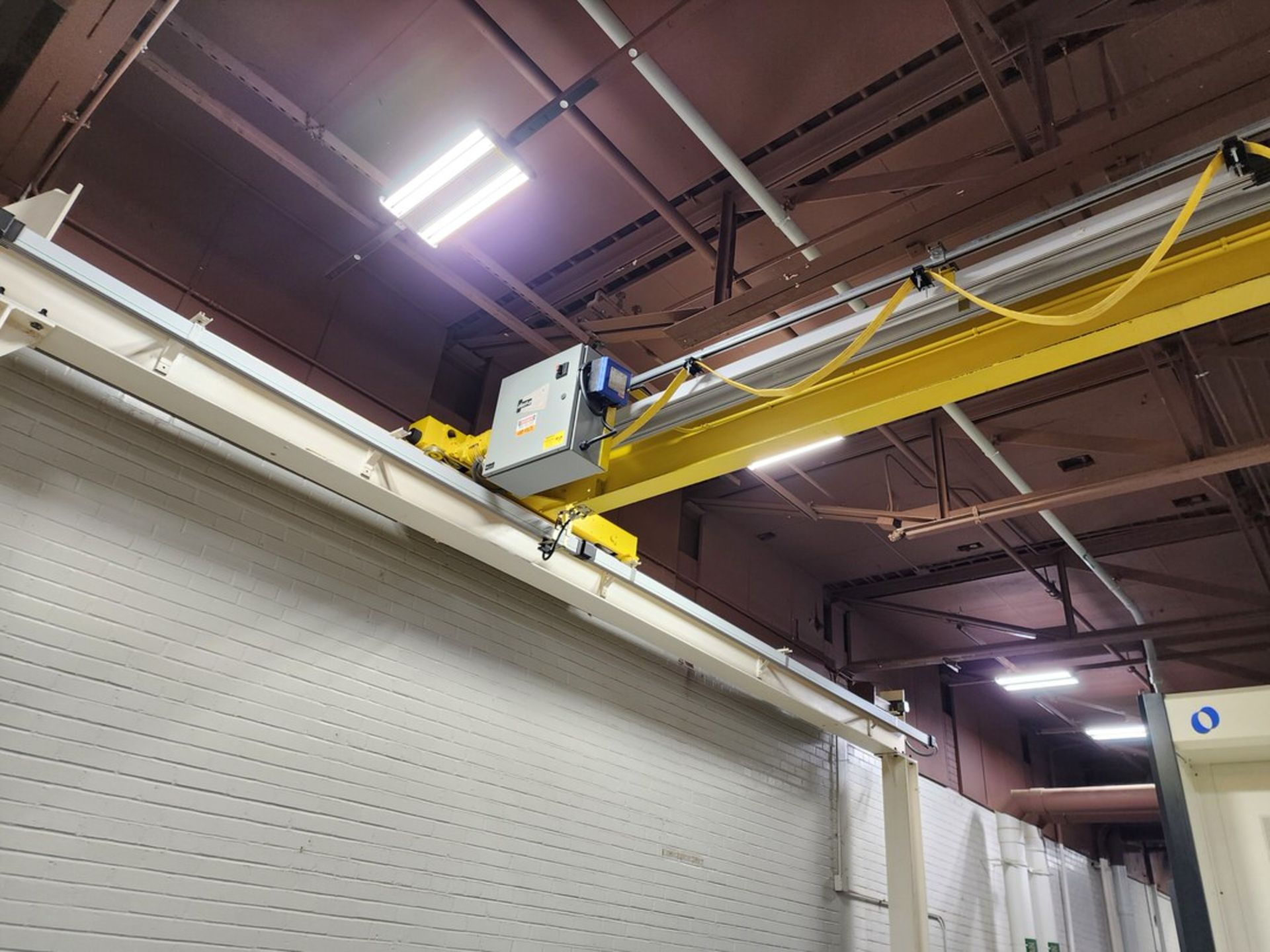 Industrial Handling Systems 4-Post 2 Ton Overhead Crane 28' x 24-1/2' x 11-1/2'H (Location: Machine - Image 7 of 14