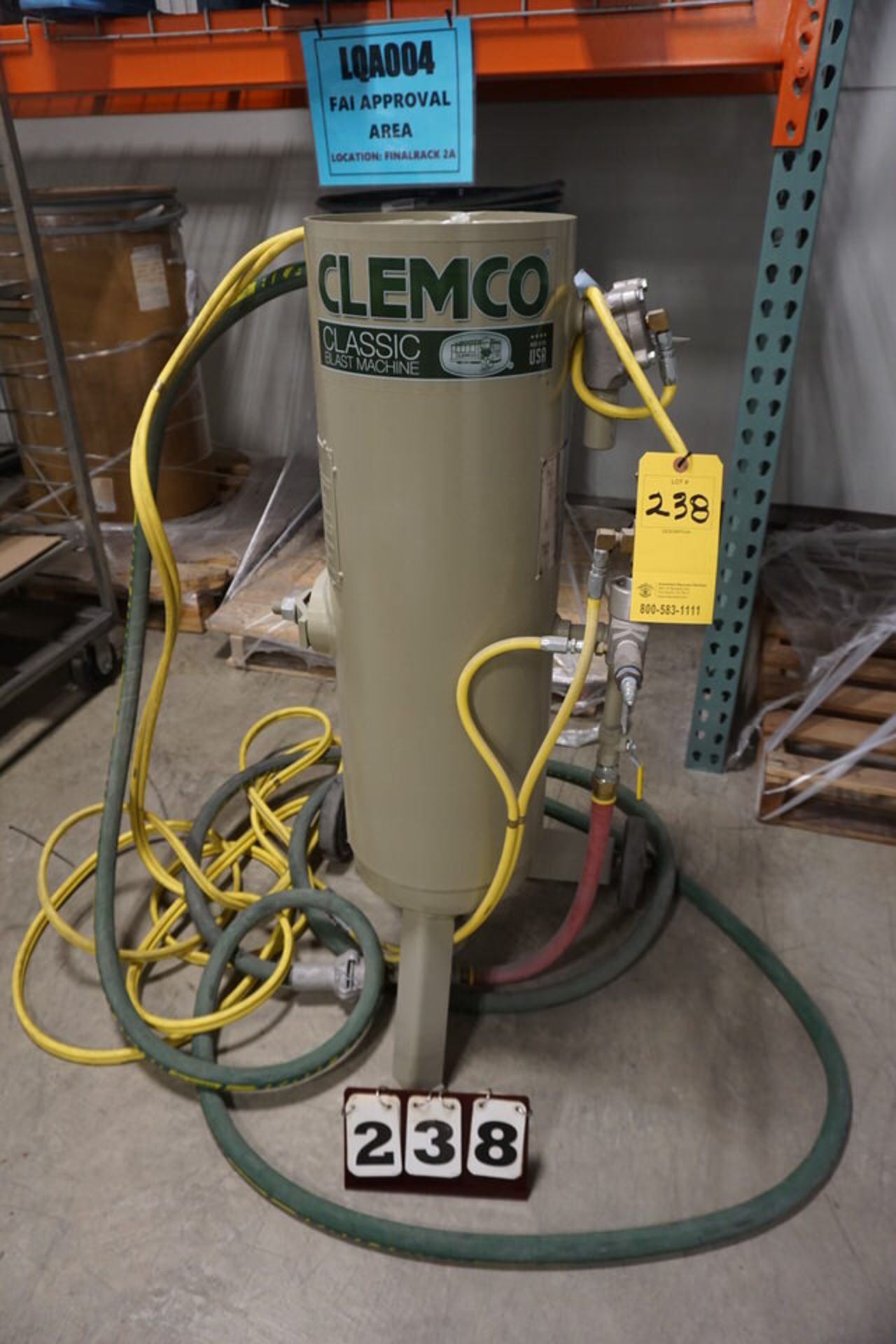2017 Clemco 1042 Portable Blast Machine, 1 Cubic Foot Cap