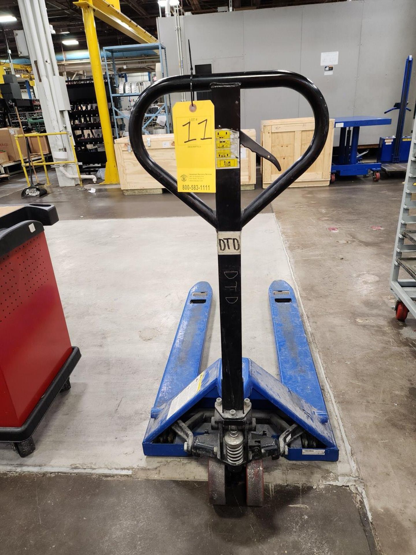 CE Pallet Jack 6600lb Cap (Location: Machine Room)