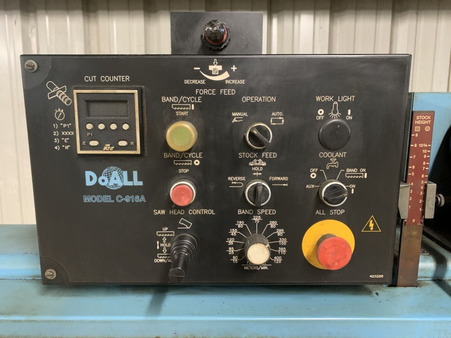 DOALL C-916 HORIZONTAL BANDSAW (LOCATION: 3421 N SYLVANIA AVE, FT WORTH TX 76111) - Image 2 of 3