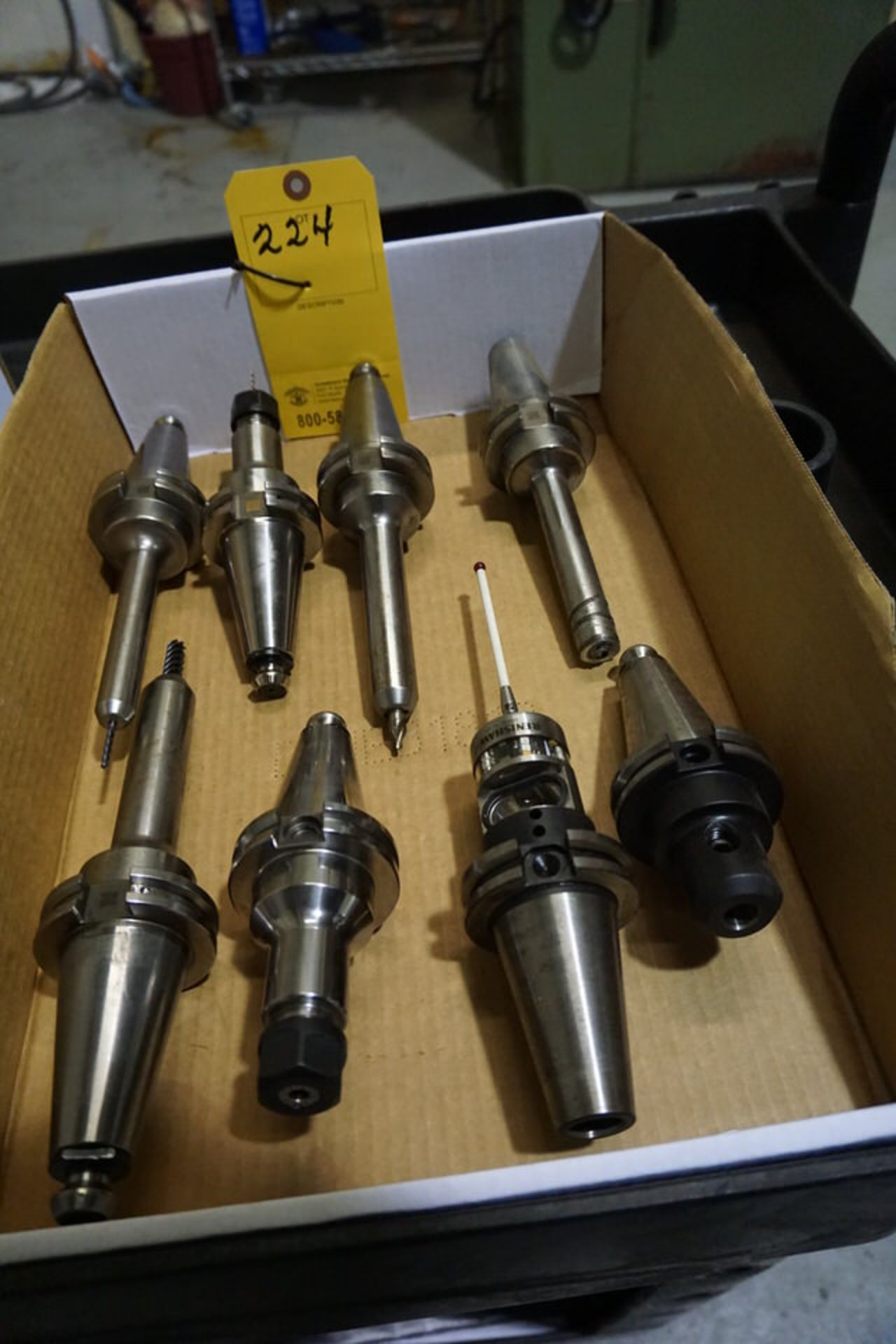 (8) CAT 40 V FLANGE TOOL HOLDERS