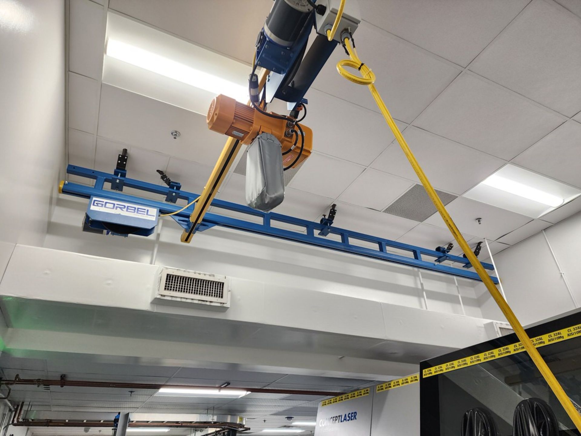 Gorbel 1 Ton Overhead Crane W/ Hoist - Image 6 of 7