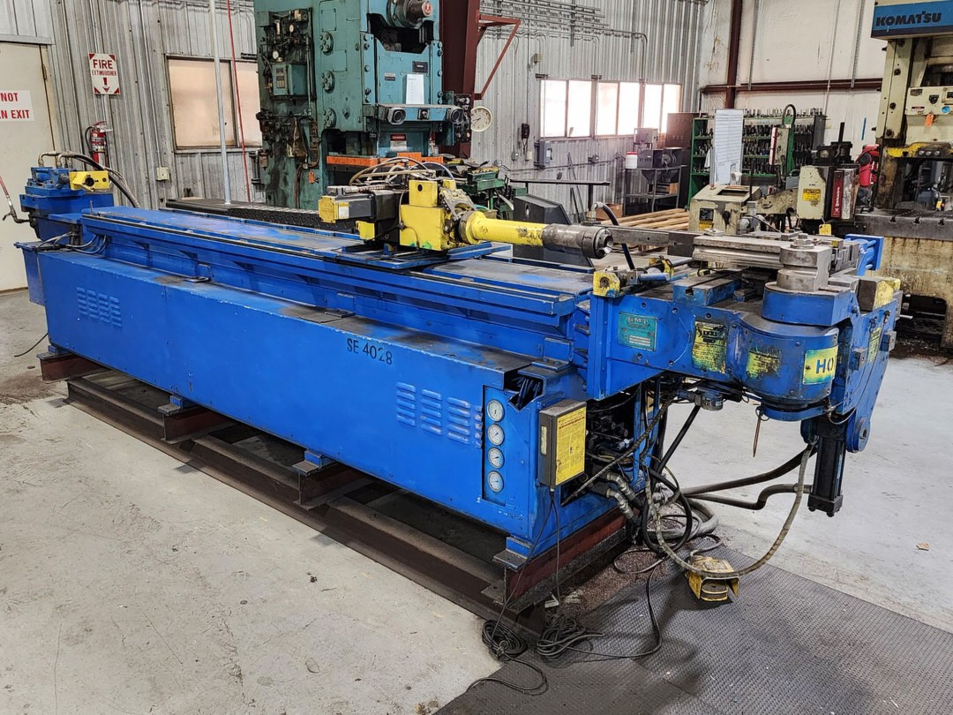 Horn CNC Hyd Tube Bender 1.5"; W/ Controller, DOM: 2006 - Image 4 of 15