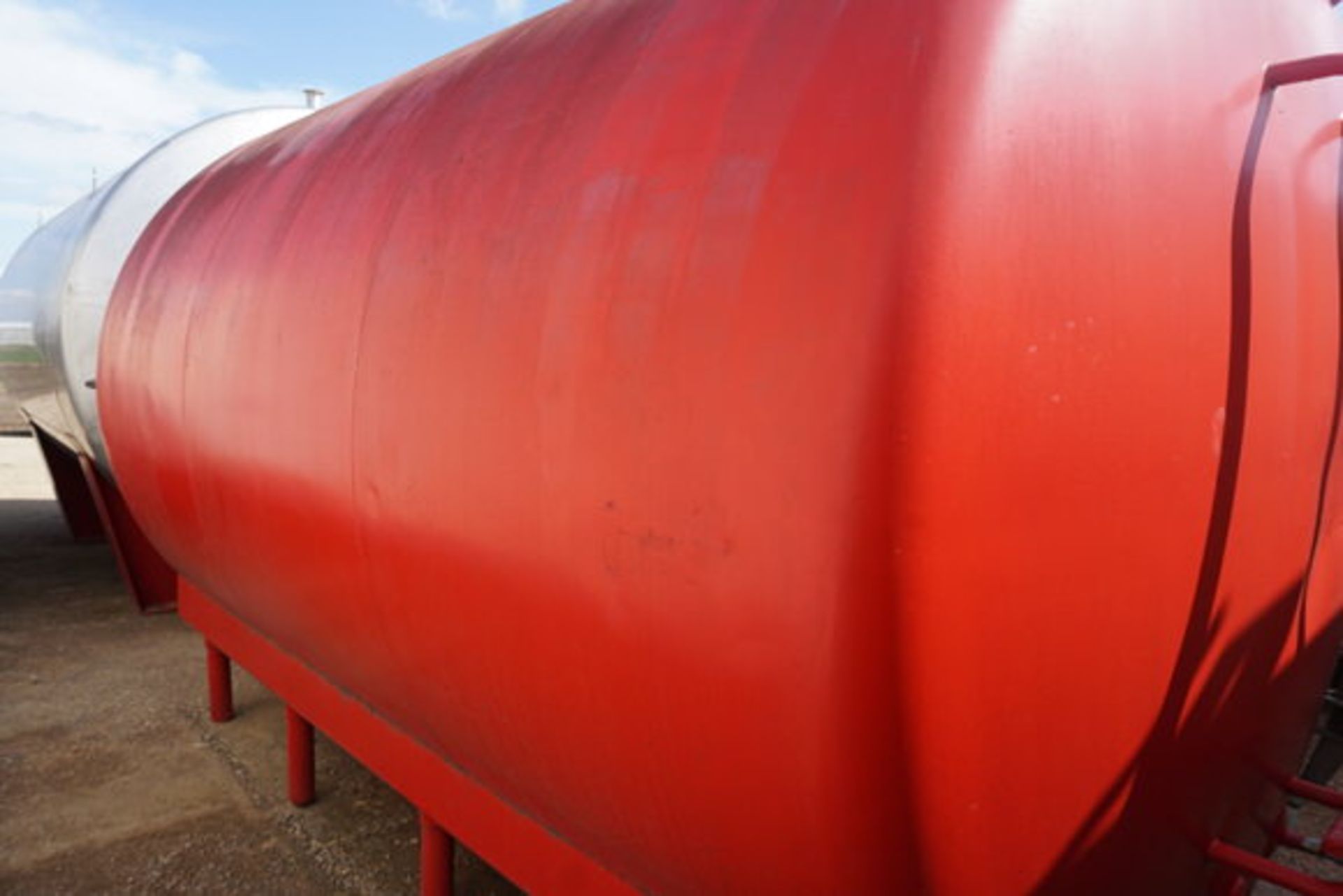 Insulated Stainless Steel Storage Tank w/ Stand (LOCATION: ROME, TX) - Image 2 of 7