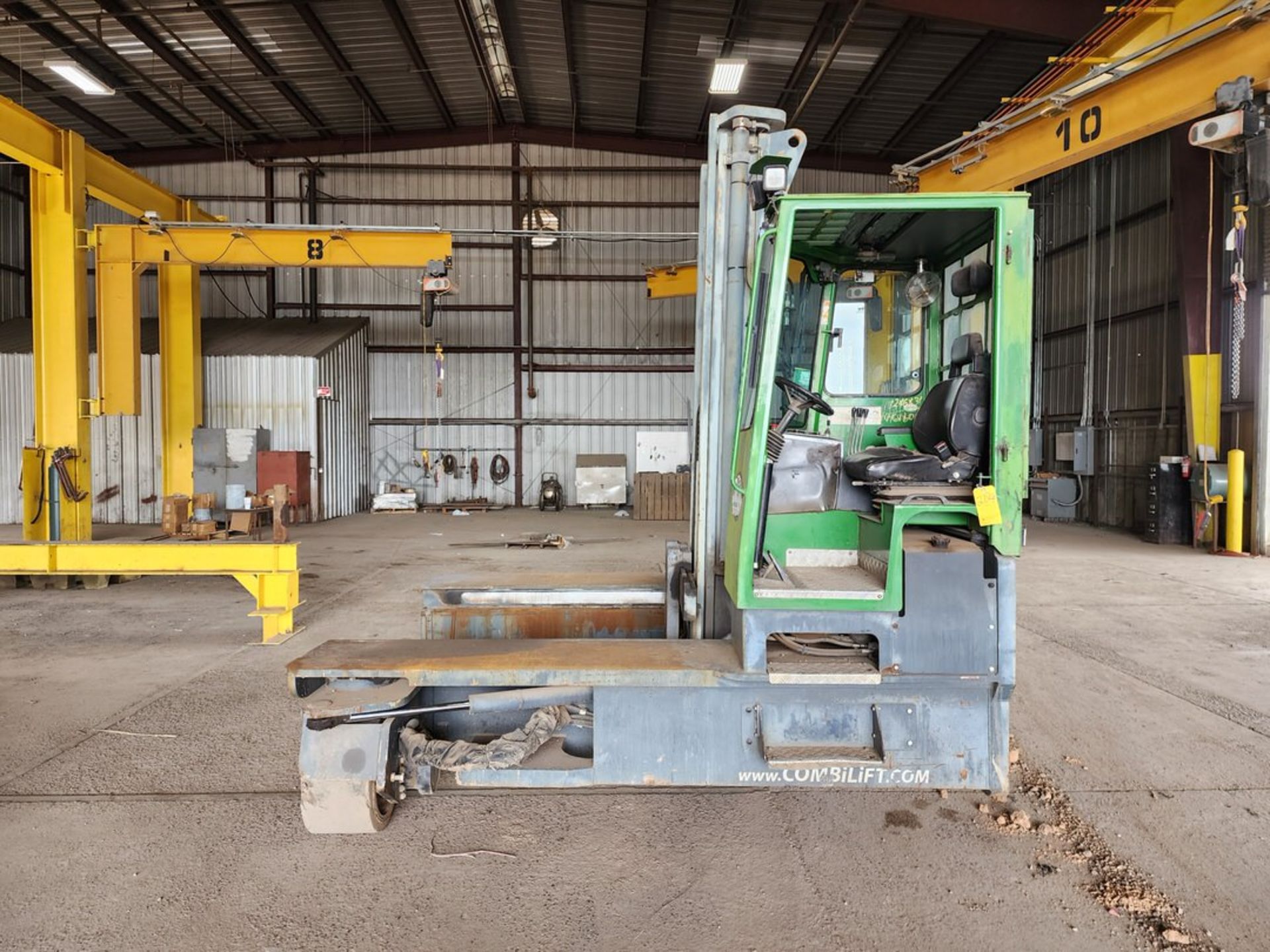 2011 Combi-Lift GL43260DA66 Multi-Directional Forklift 2-Stage Mast; Cap: 26,000lbs; Hrs: 3,773 ( - Image 3 of 11