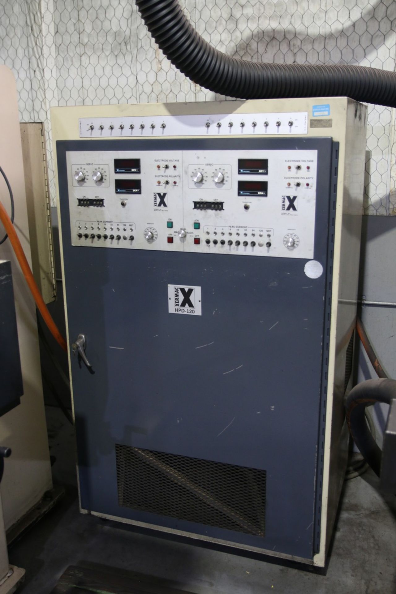 Xermac X-20 Xermac x-20 EDM Machines with Controller/Power Supply Lot of (2) Xermac X-20 EDM - Image 4 of 20
