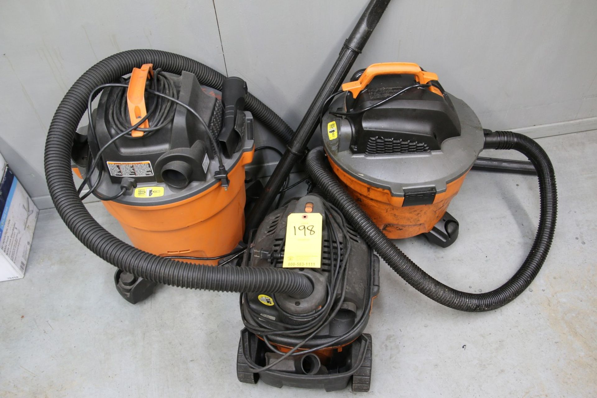 Rigid Lot of Rigid Shop Vacuums (3) Total, Various Sizes