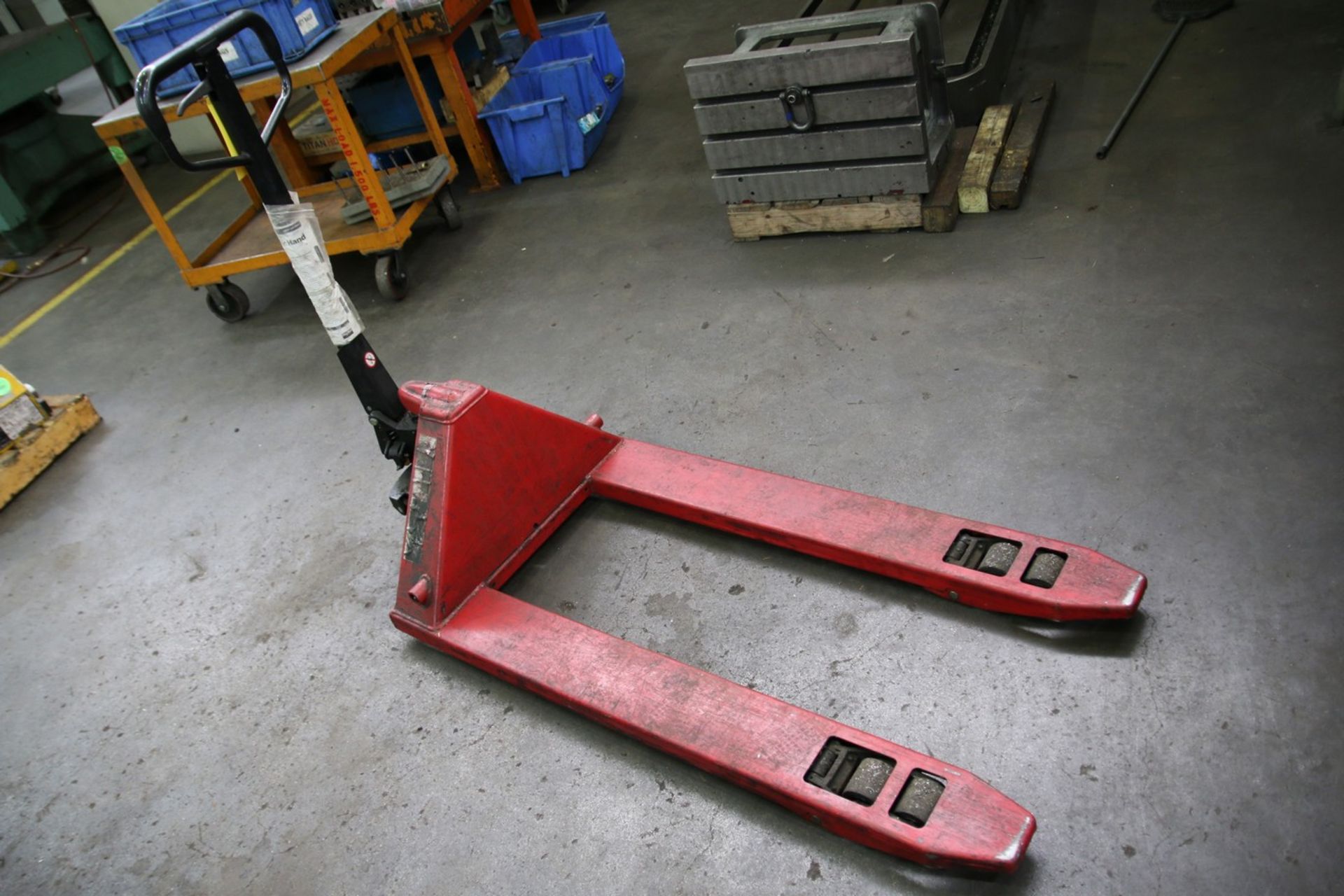 Dayton Pallet Jack 8,000 Lb Capacity - Image 2 of 2