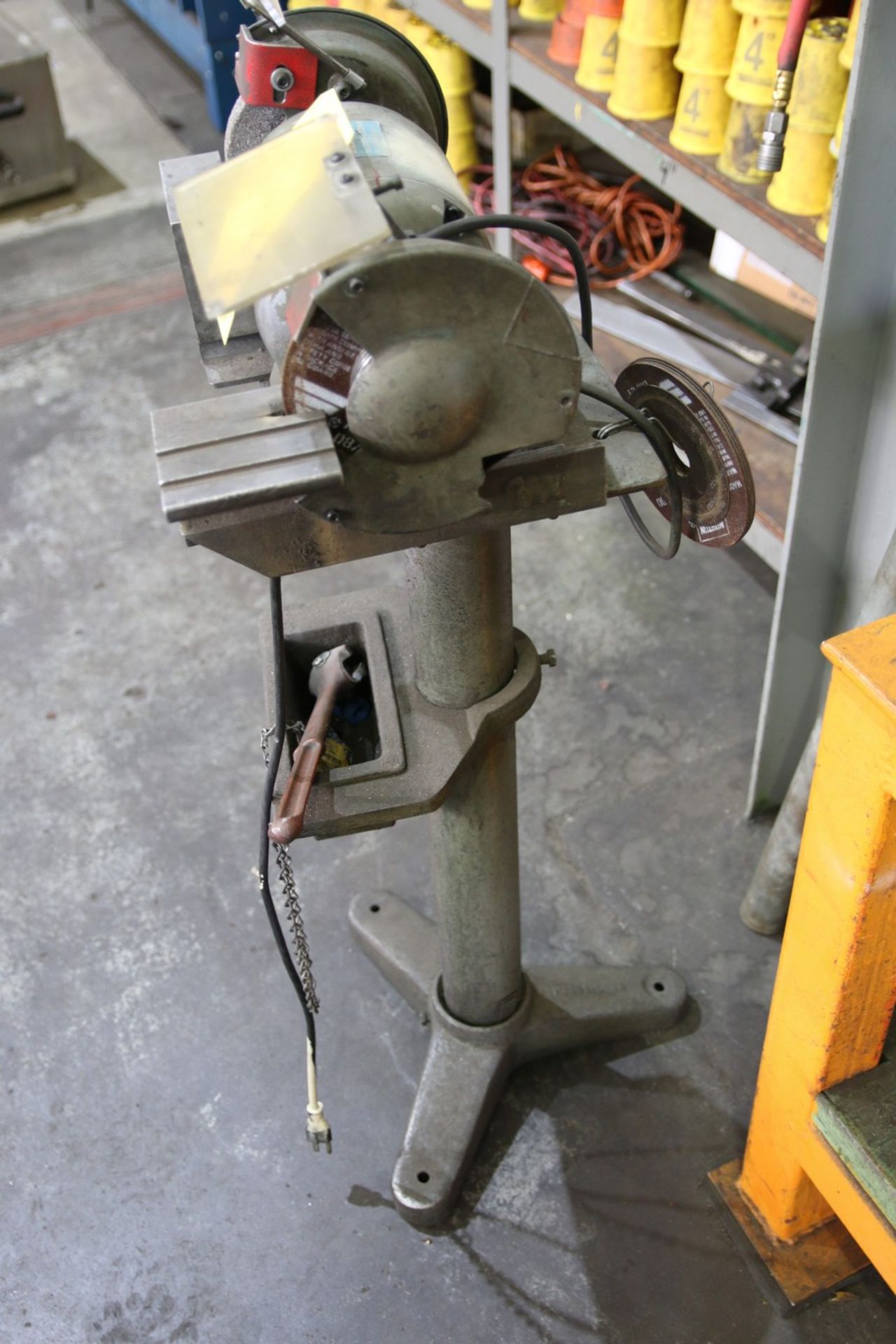 Double End Pedestal Grinder - Image 4 of 4