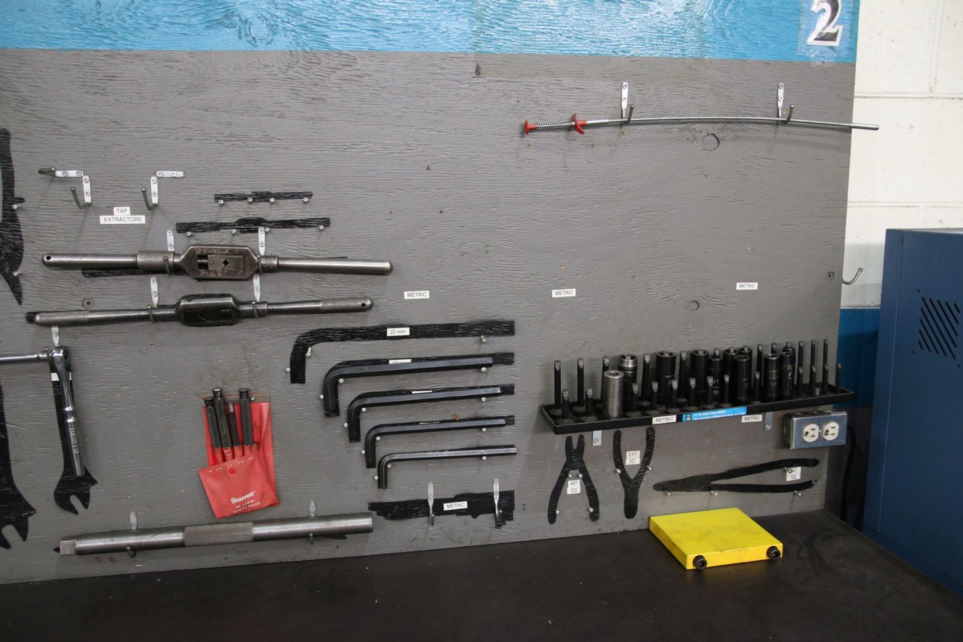 Steel Work Bench and Various Tools 96" x 24" x 40" H, Bench and Tools Only, Doesn't Include Items - Image 3 of 3