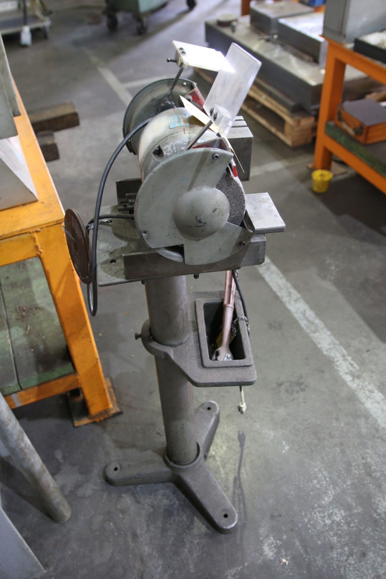 Double End Pedestal Grinder - Image 3 of 4