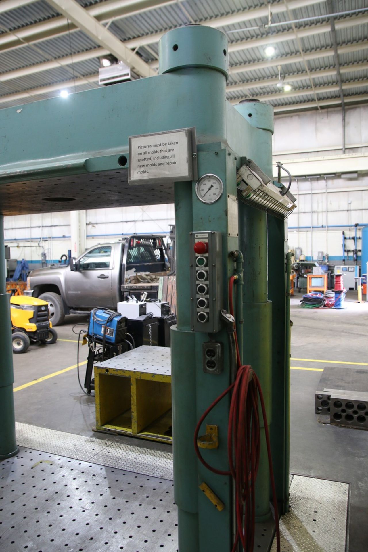 150 Ton 4-Post Hydraulic Spotting Press Includes 37" x 51" x 24" H Setup Table - Image 3 of 7