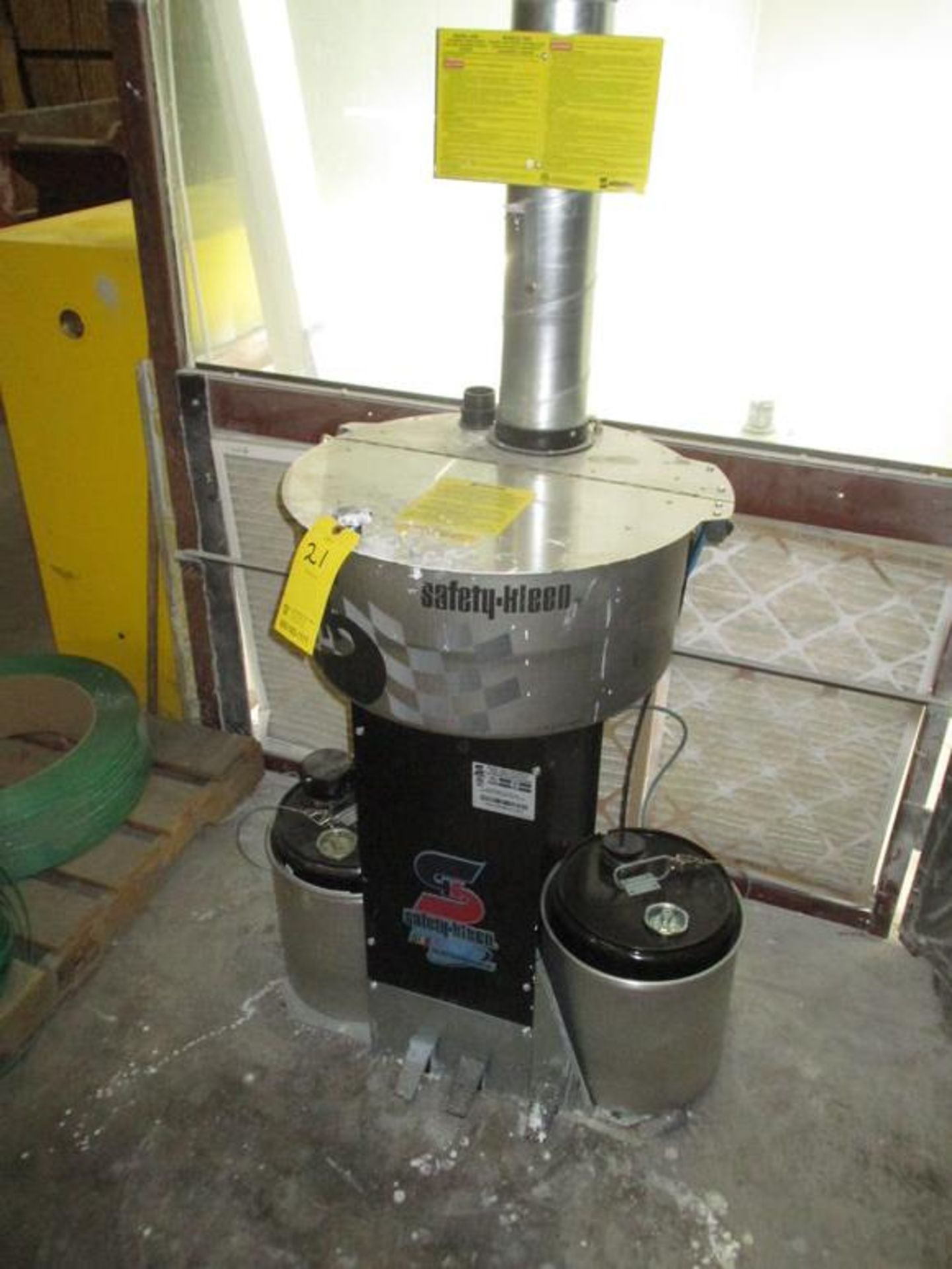 SAFETY KLEEN 1055 CLEANING VAT, AUTOMATIC, SPRAY GUN & PARTS WASHER