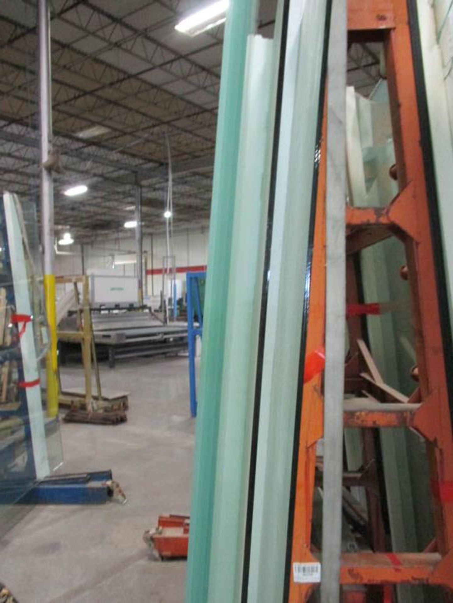 (18) GLASS SHEETS, APPROX 96" X 130" VARIOUS THICKNESS (NO RACK) - Image 2 of 5