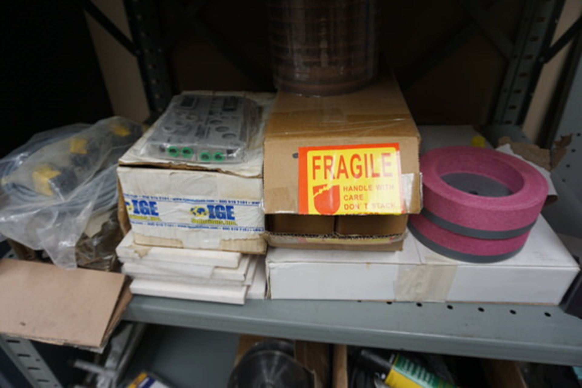 SHELF W/ CONT: ADI POLISHING WHEELS, APPROX (100) PCS, MACHINE GREASE, TOOLHOLDERS, ASSORT MACHINE - Image 5 of 12