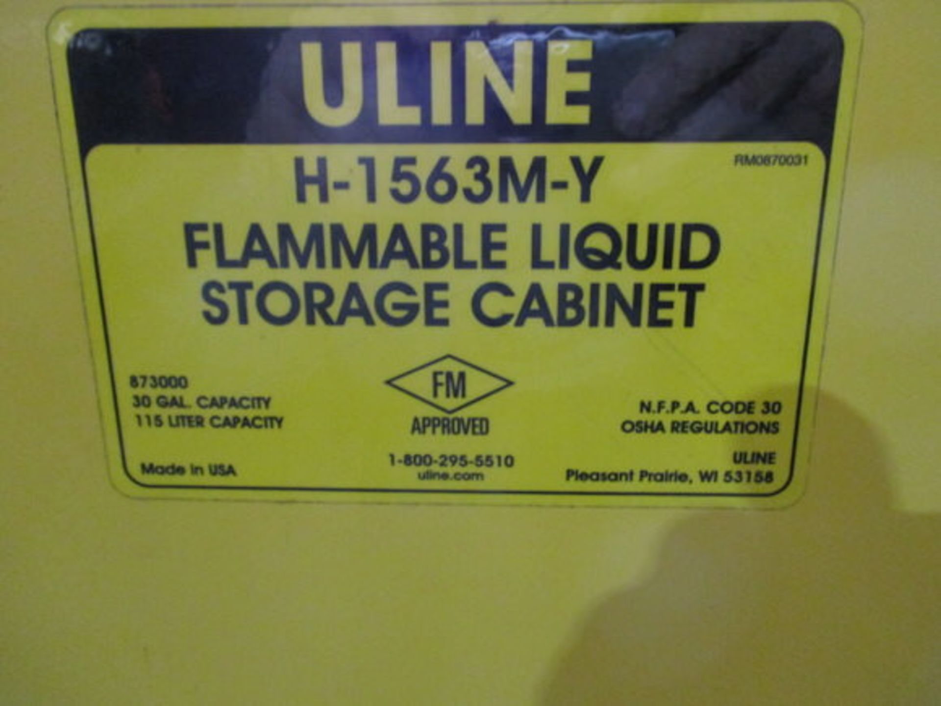 U LINE FLAMMABLE LIQUID STORAGE CABINET - Image 2 of 3