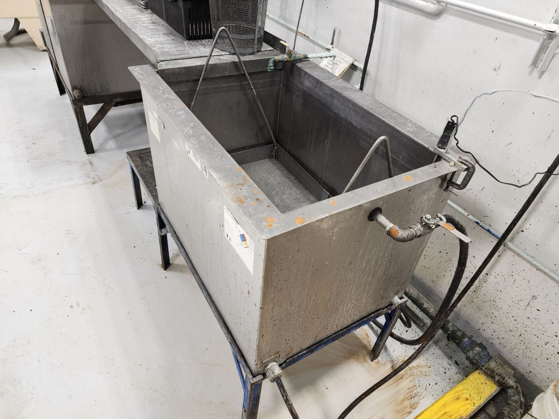 Industrial Sink W/ Heat Timer Control;W/ Bronson 8500 Series Control - Image 14 of 15