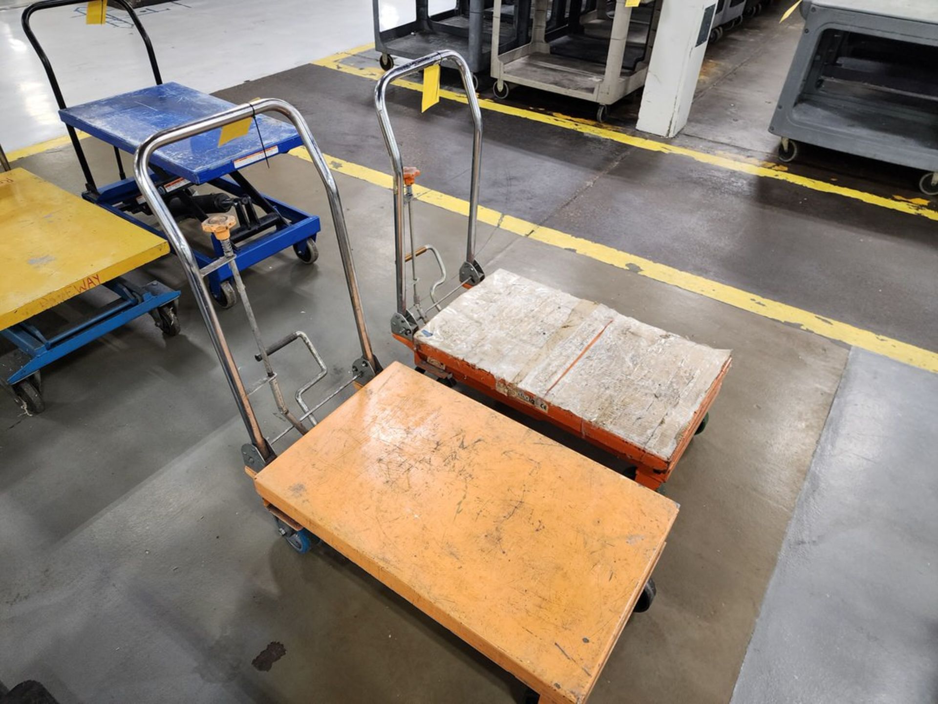 (2) Assorted Lift Tables - Bild 3 aus 4