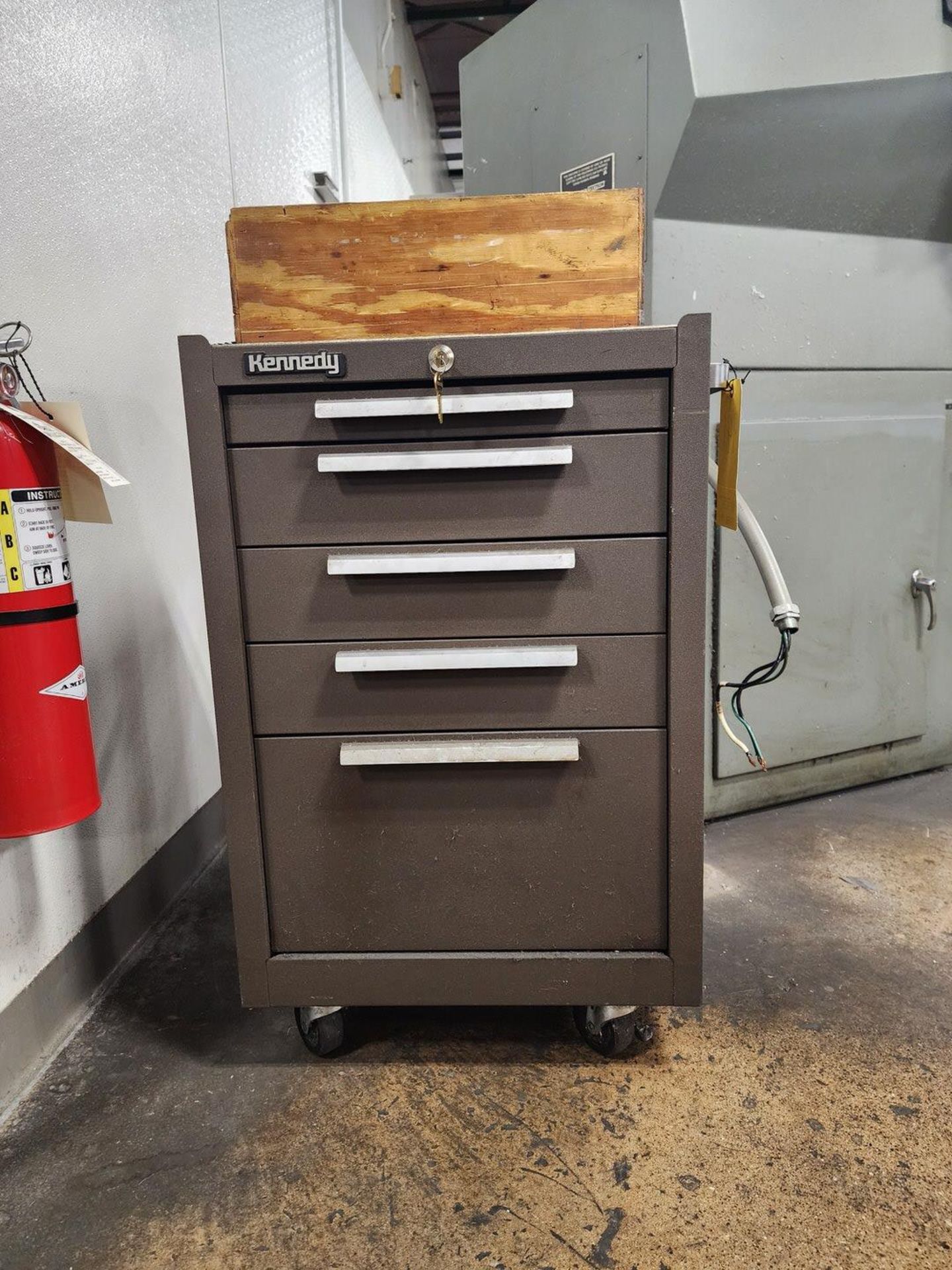 Kennedy Rolling Tool Cabinet - Image 2 of 14