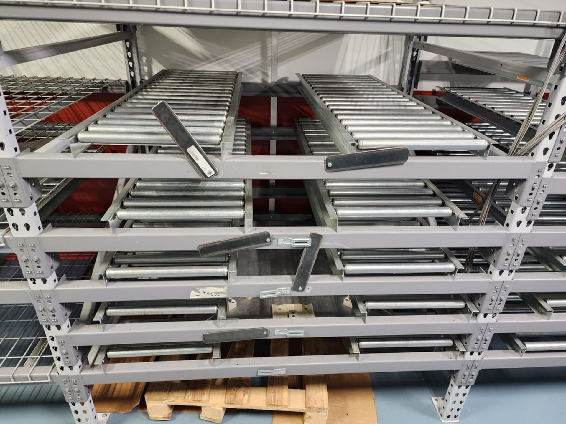 Roller Conveyer Material Rack Unit 252" x 51" x 72"H - Image 5 of 9