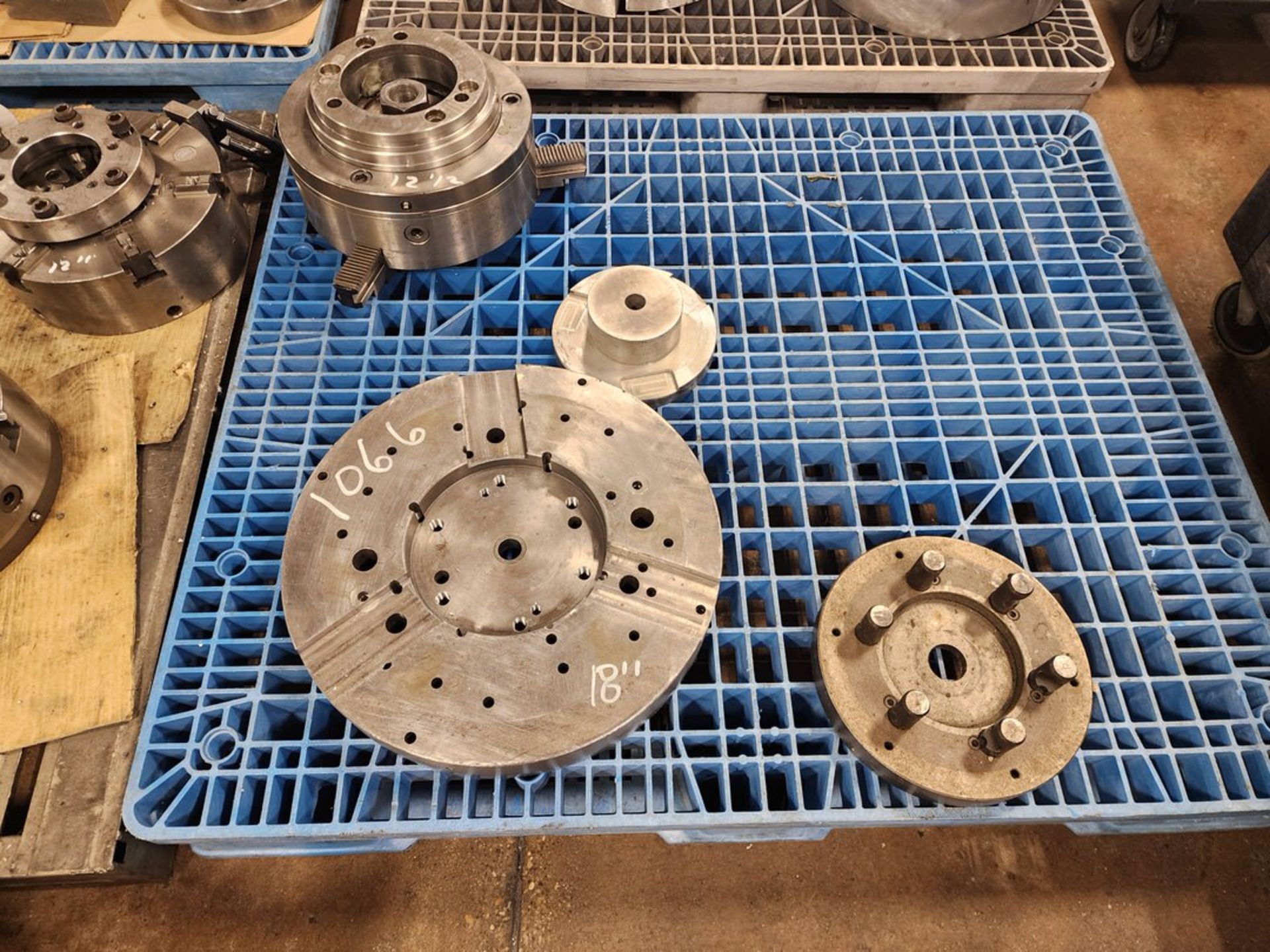 12-1/2" 3-Jaw Chuck W/ 18" 3-Jaw Plate