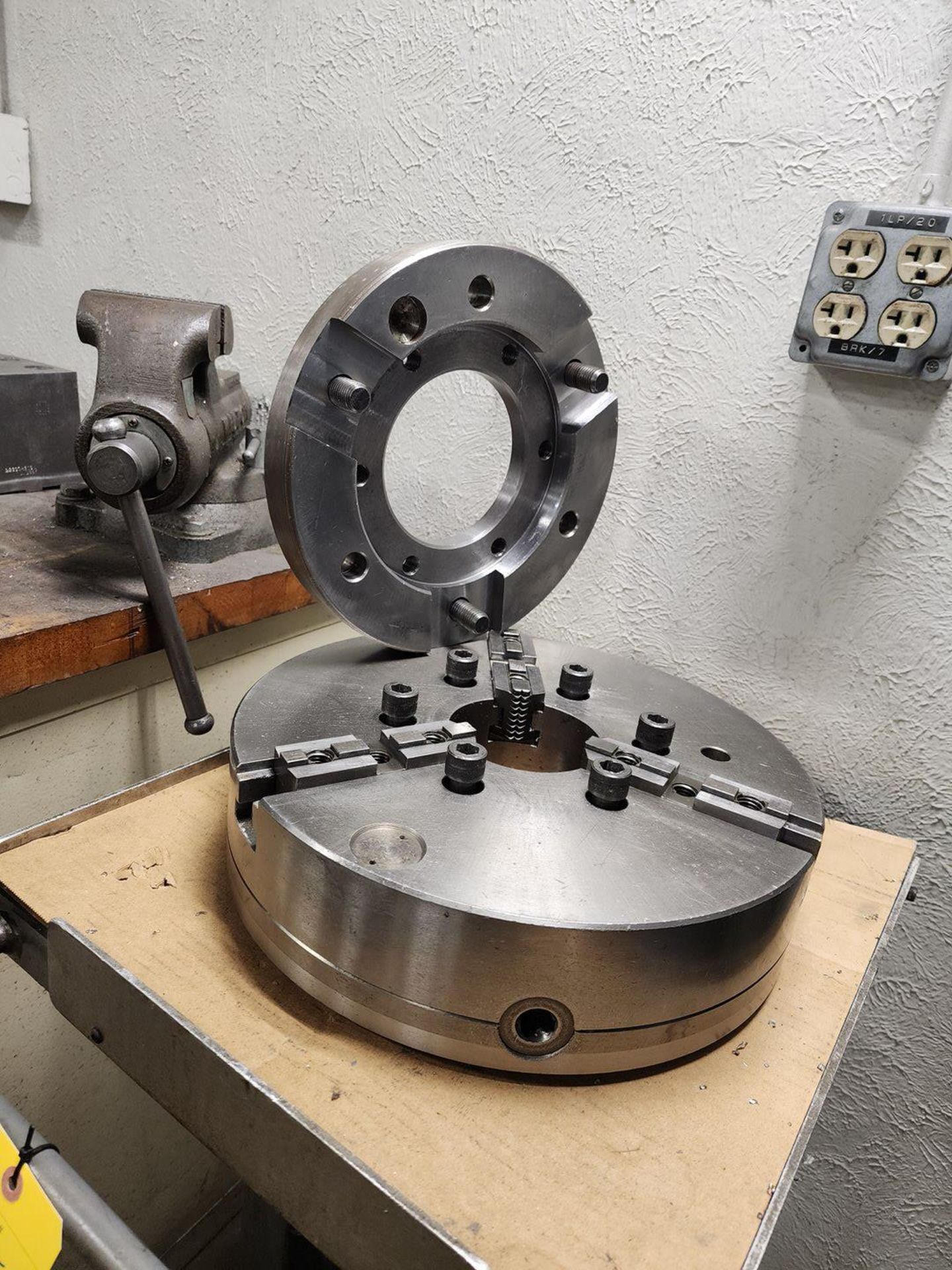 15" 3-Jaw Chuck W/ Cart - Bild 5 aus 5