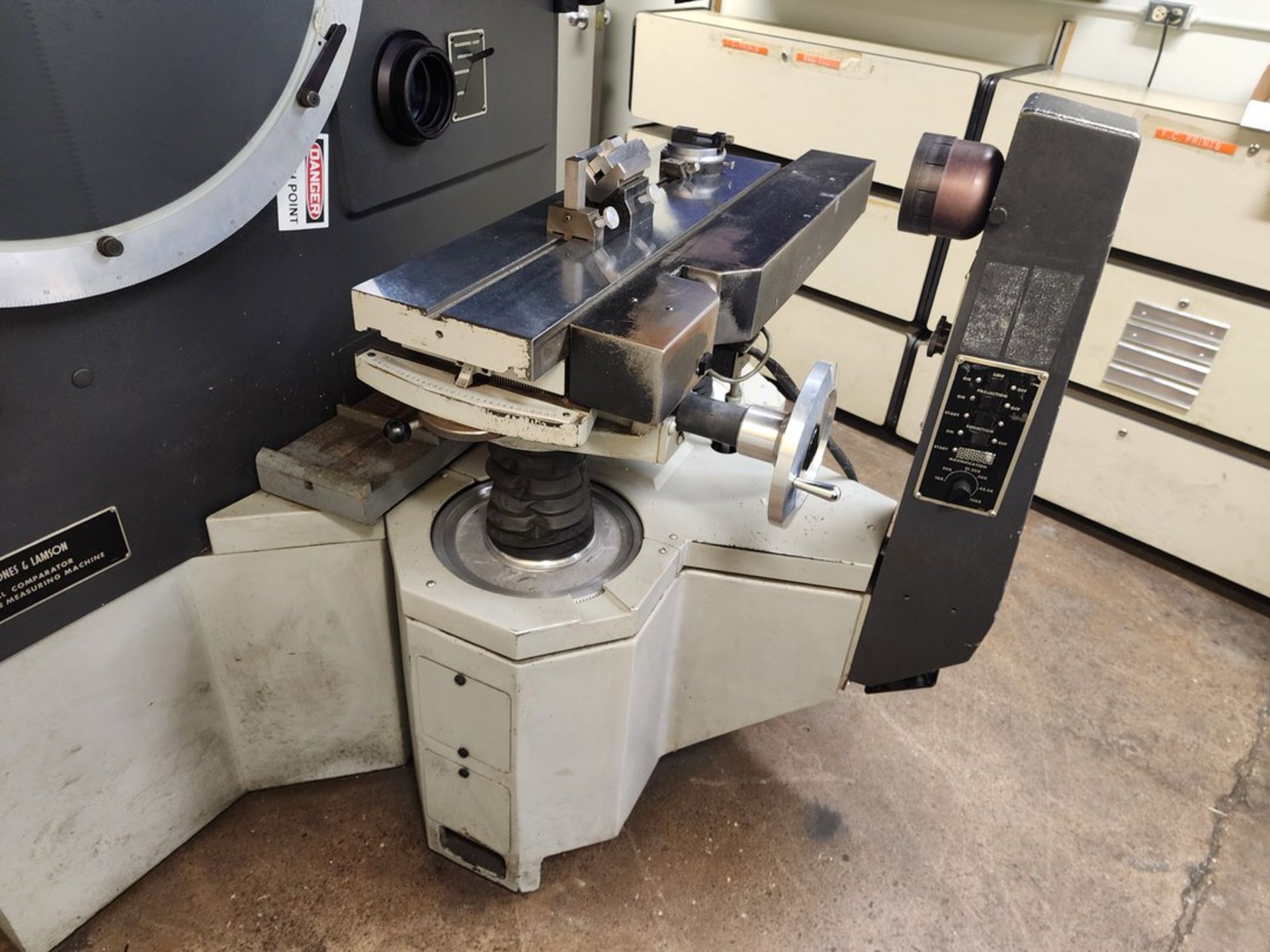 J&L Comparator W/ Tooling - Image 10 of 14