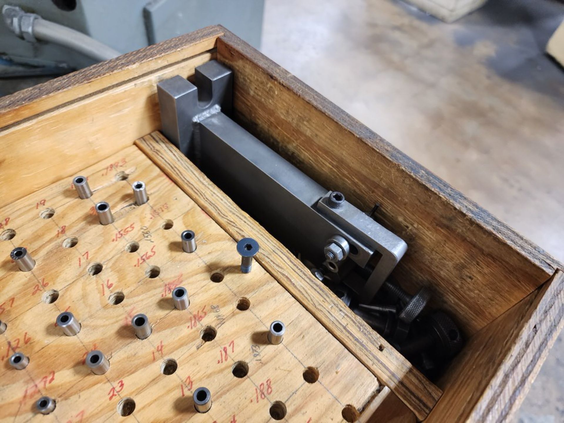 Kennedy Rolling Tool Cabinet - Image 5 of 14