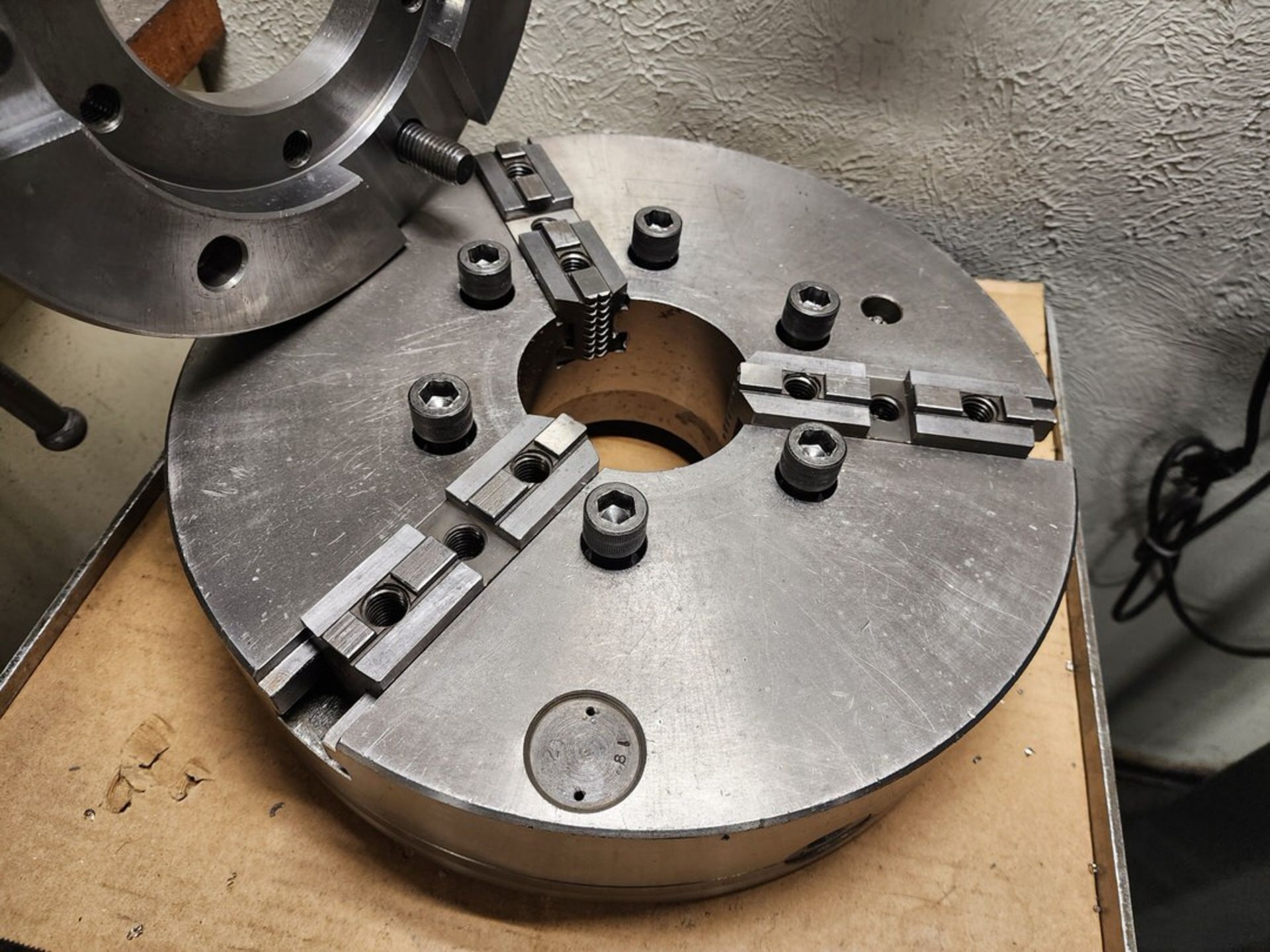 15" 3-Jaw Chuck W/ Cart - Bild 4 aus 5