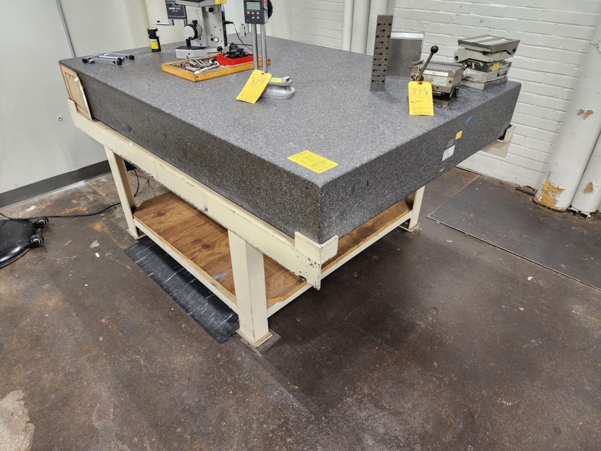 Surface Granite Plate W/ Stand 72" x 48" x 9" (Contents Excl.)