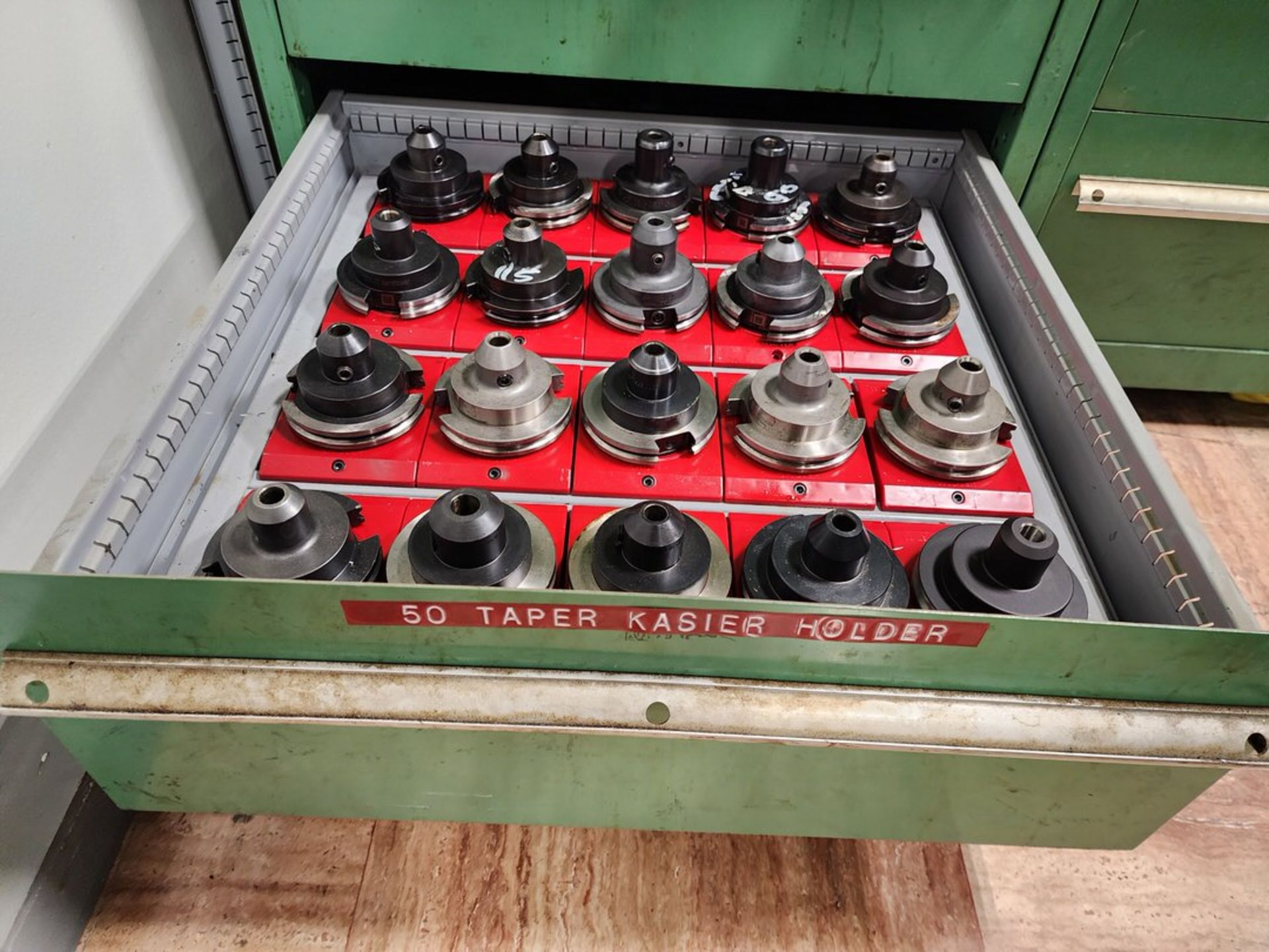 Lista Modular Matl. Cabinet W/ (110) BT50 Tapers - Image 8 of 9