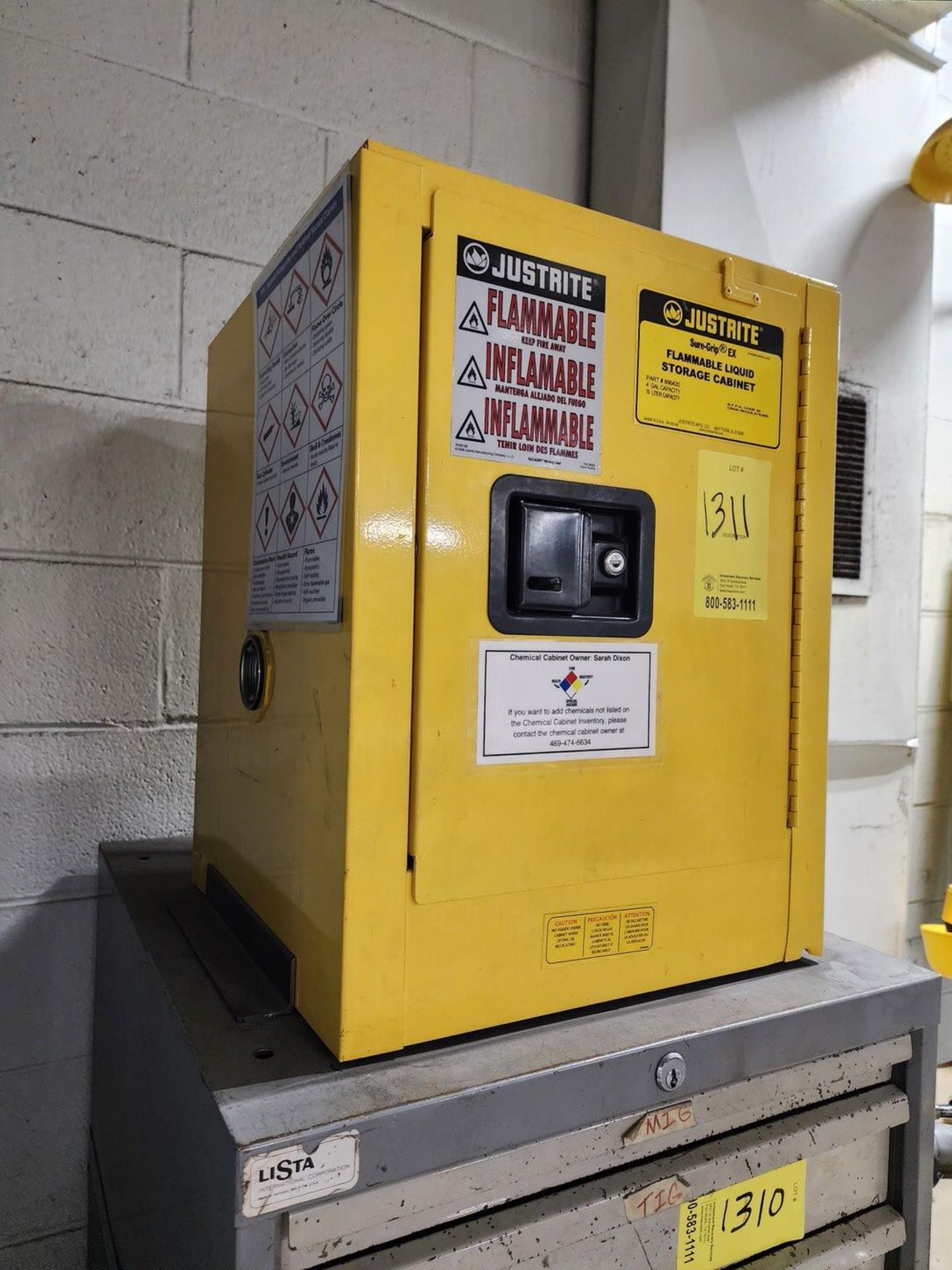 Just-Rite 4gal Flammable Safety Cabinet - Image 3 of 4