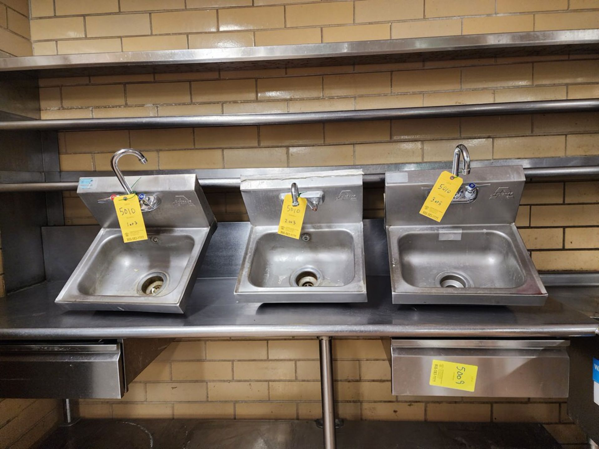 Advance (3) Sinks
