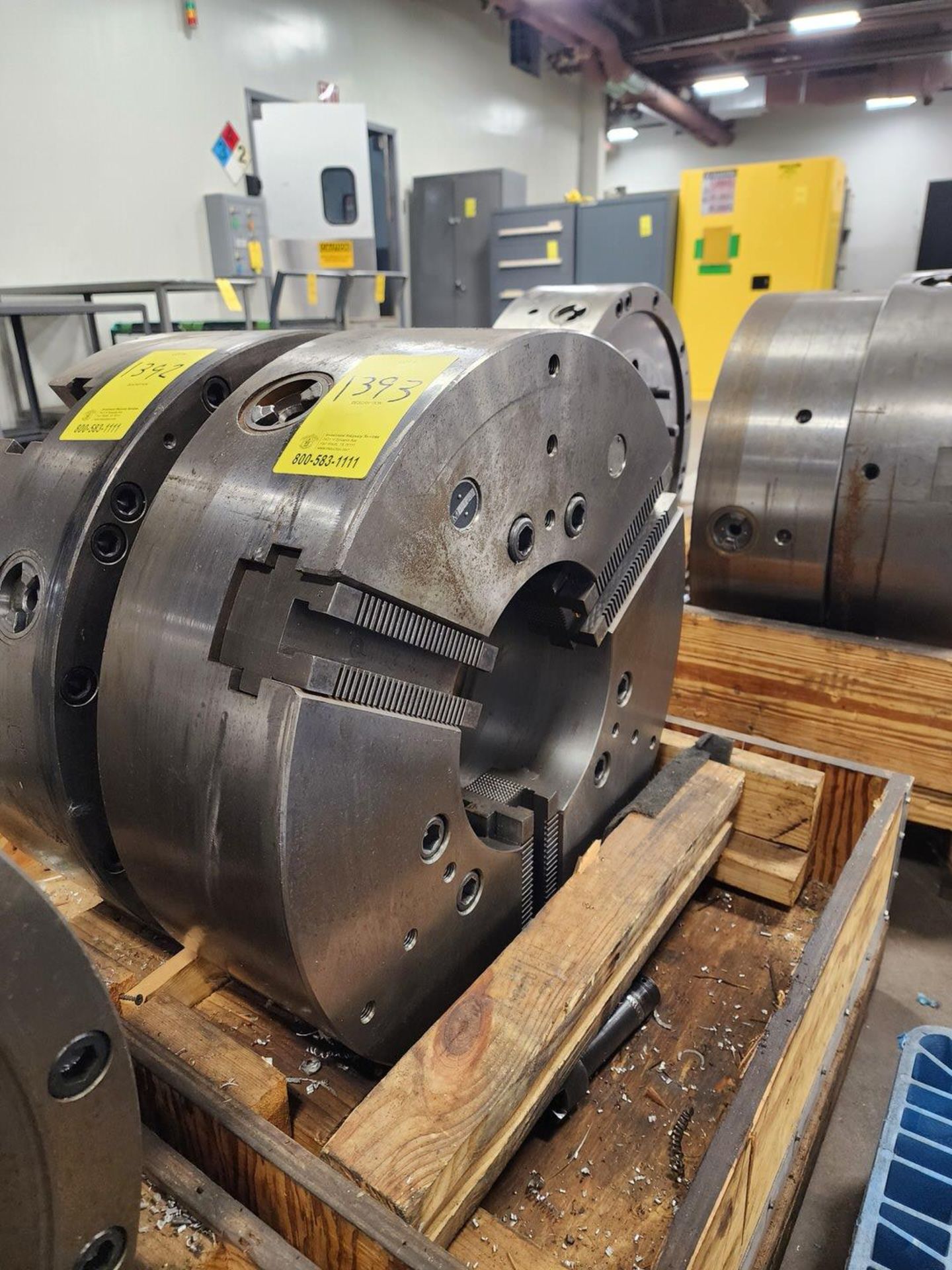 24" 3-Jaw Chuck For Doosan Lathe