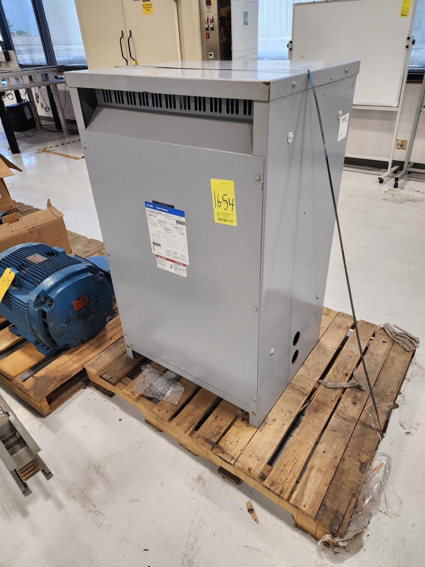 2008 Eaton DT-3 Transformer 480 Delta, 112.5KVA - Image 2 of 5