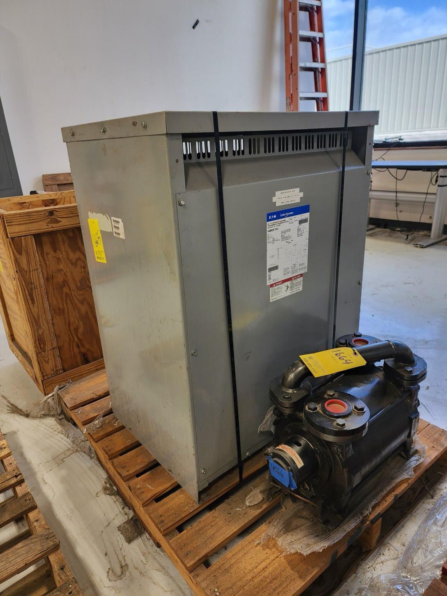 2008 Eaton Transformer 480 Delta, 75KVA