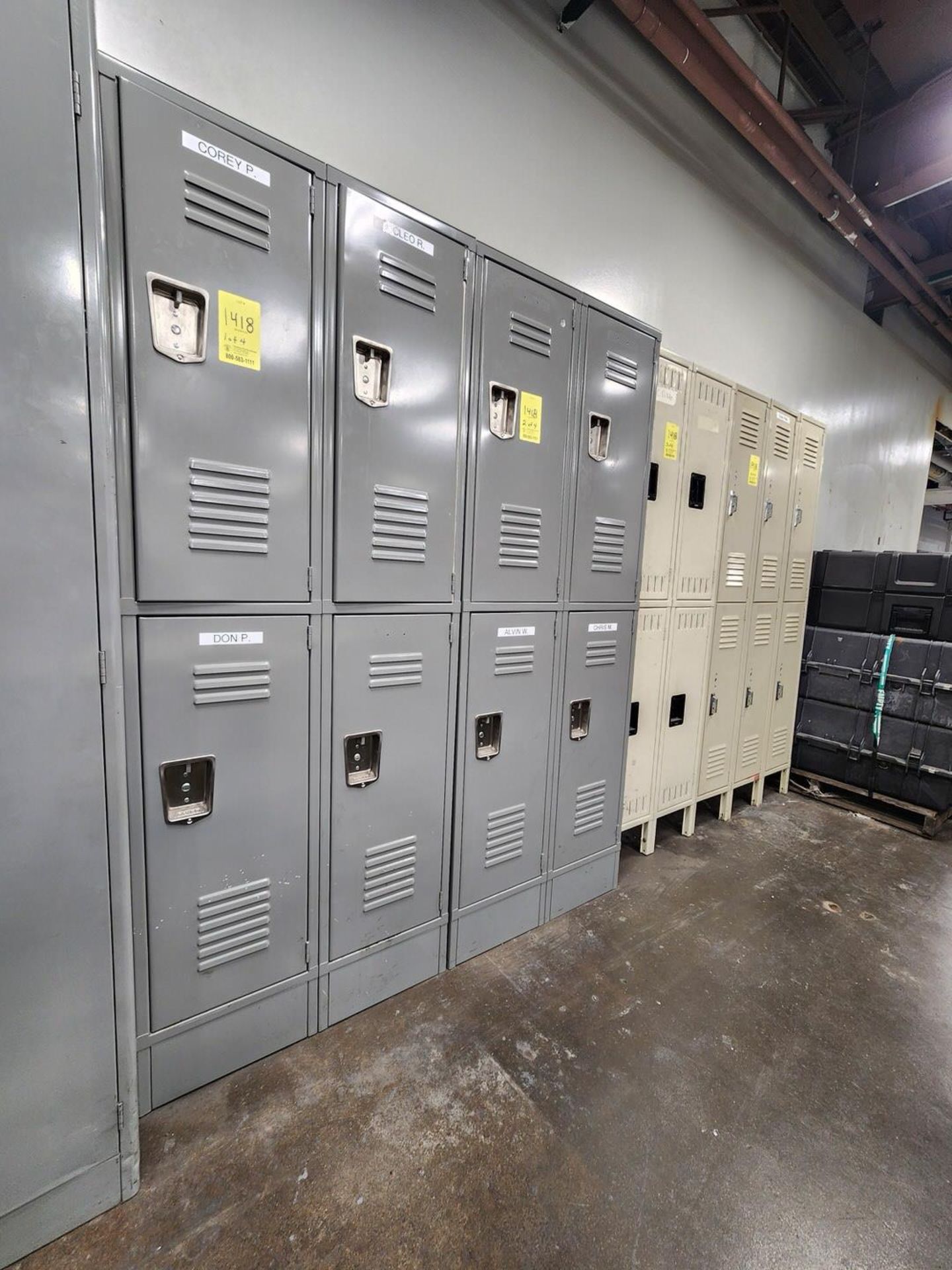 (4) Sections Of Lockers