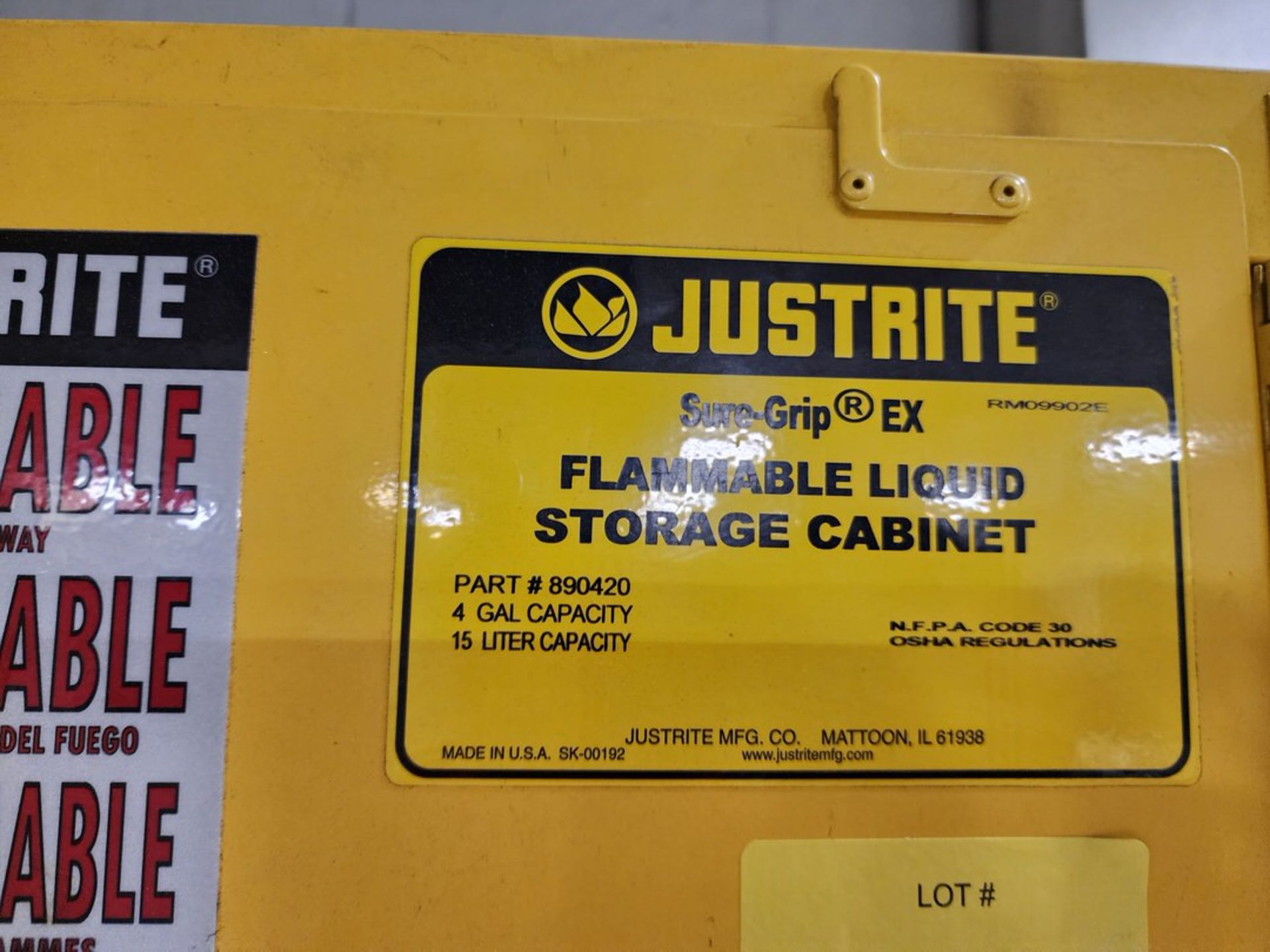 Just-Rite 4gal Flammable Safety Cabinet - Image 4 of 4