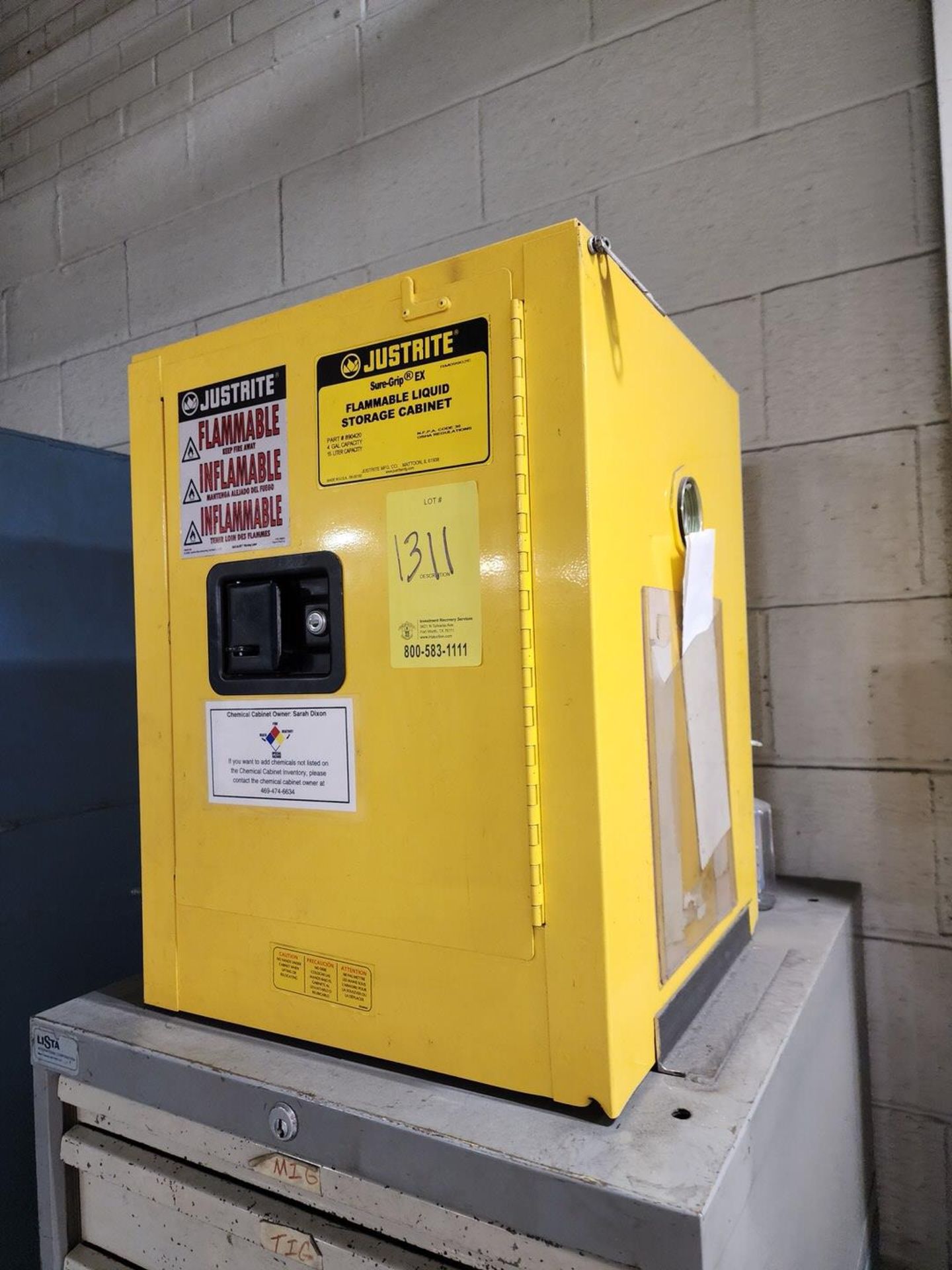 Just-Rite 4gal Flammable Safety Cabinet