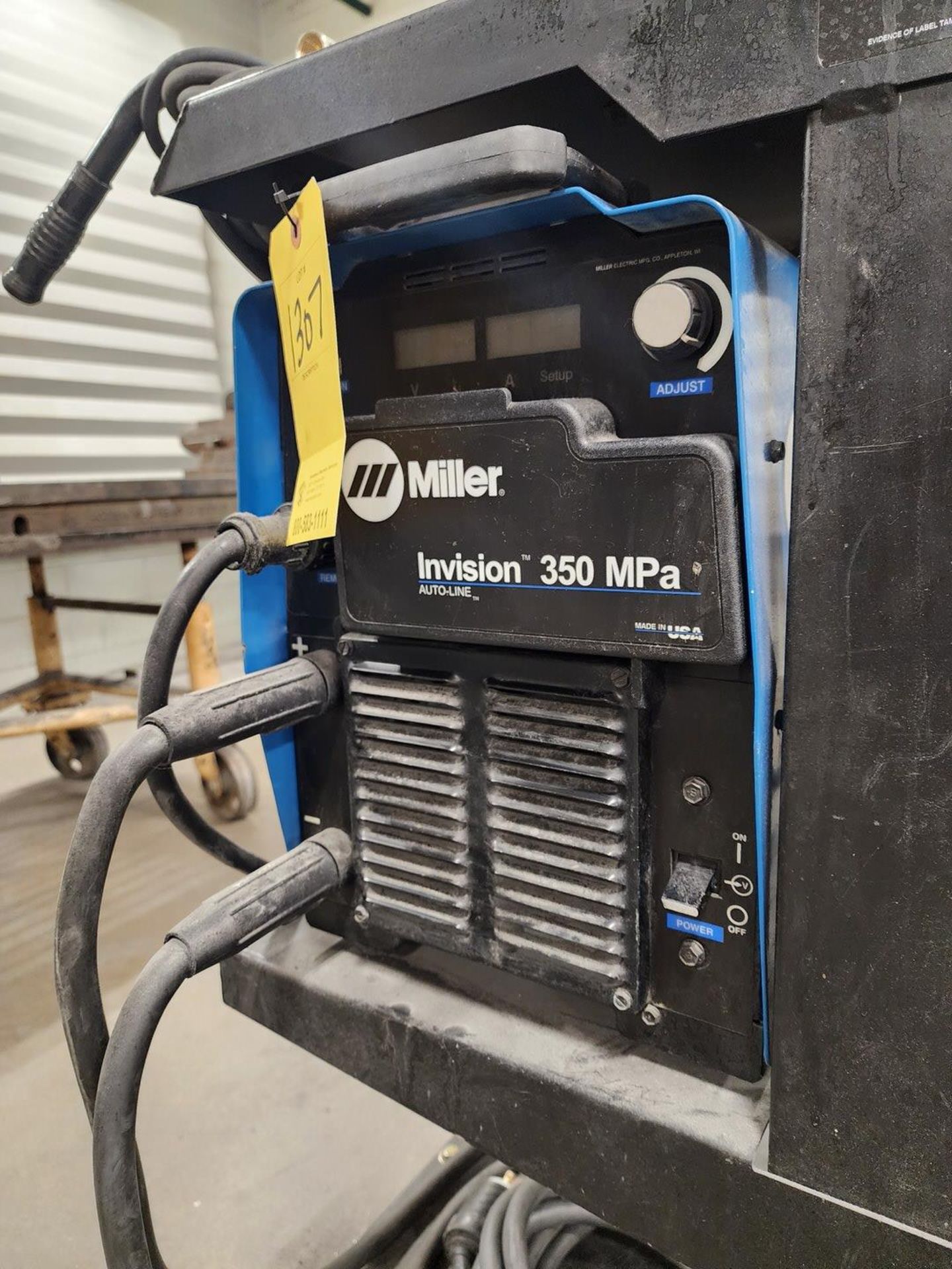 Miller Invision 350 MPA Multiprocess Welder DC Amps: 300/350; 208-575V; 11.2/13.6kw; 1PH; W/ XR - Bild 9 aus 15